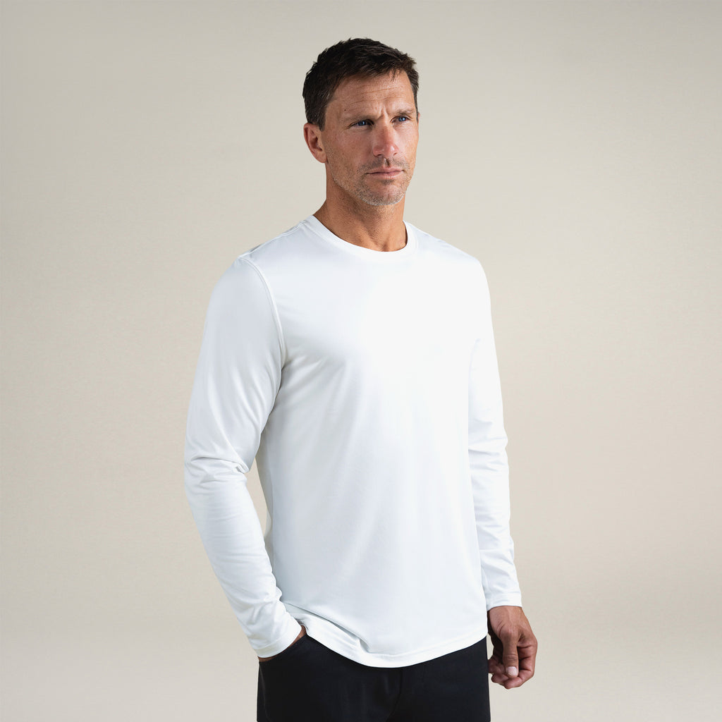 Tags:(6'0"|180 lbs) Custom tee model Tyler in White