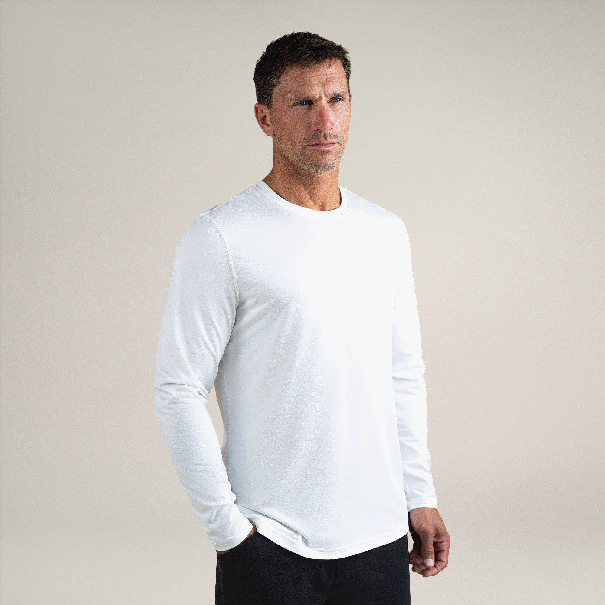 Tags:(6'0"|180 lbs) Custom tee model Tyler in White