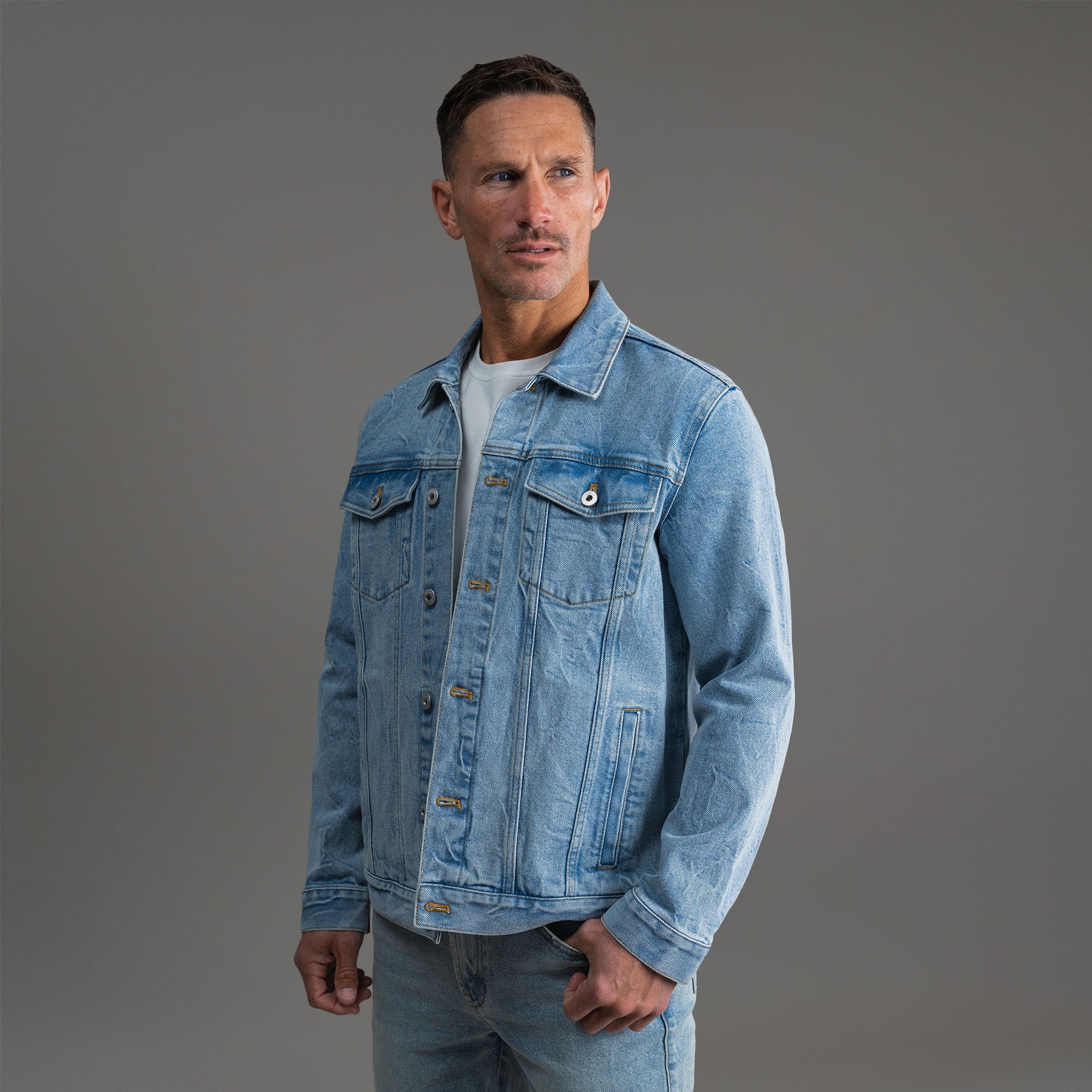 Tags:(6'0" - 180 lbs|Tailored) men's custom denim jacket model Tyler in Sandblast