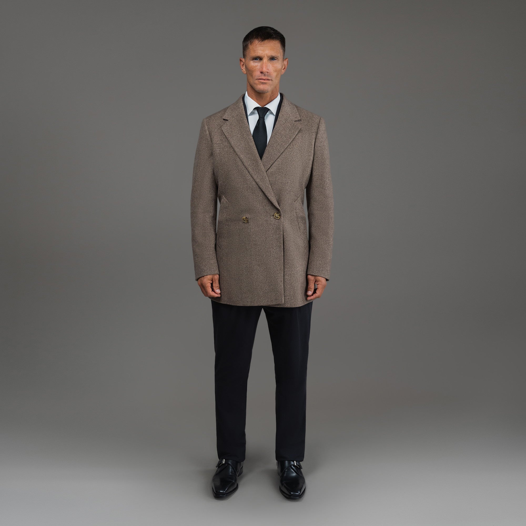 Tags:(6'0"|180 lbs) Bespoke custom linen men's suit los angeles model Tyler in  Brown