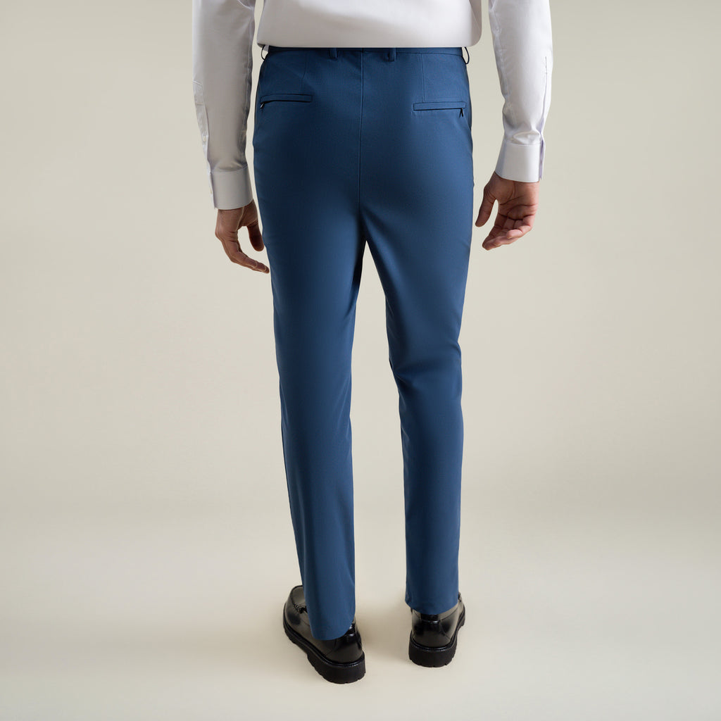 Tags:(6'1"|165) Bespoke custom athleisure technical athletic stretch suit los angeles model Jessey in Italian Blue