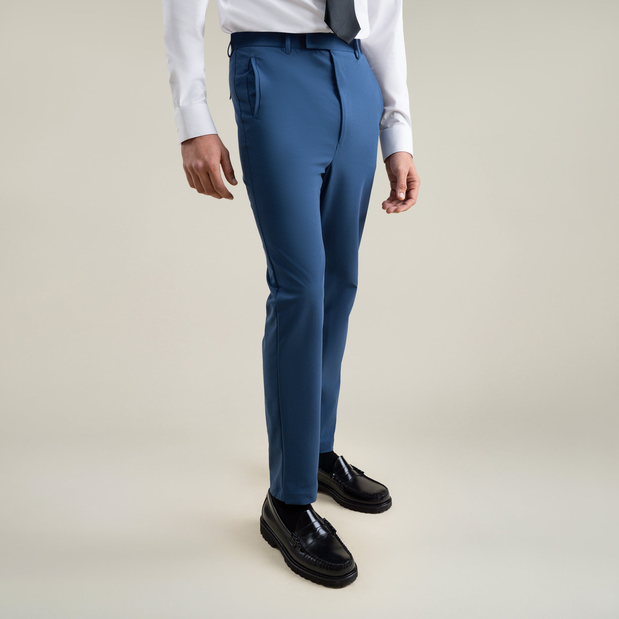 Tags:(6'1"|165) Bespoke custom athleisure technical athletic stretch suit los angeles model Jessey in Italian Blue