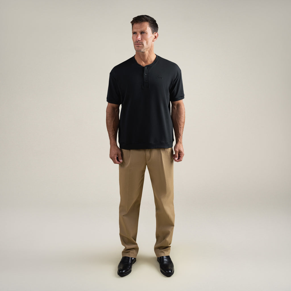 Tags:(6'0" - 180 lbs|Medium) custom t-shirt tee model Tyler in Black