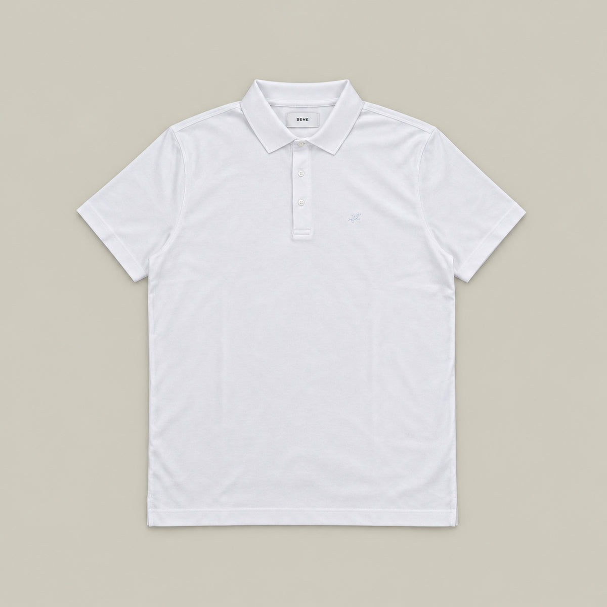 Pima Reserve Polo model Matteo in White
