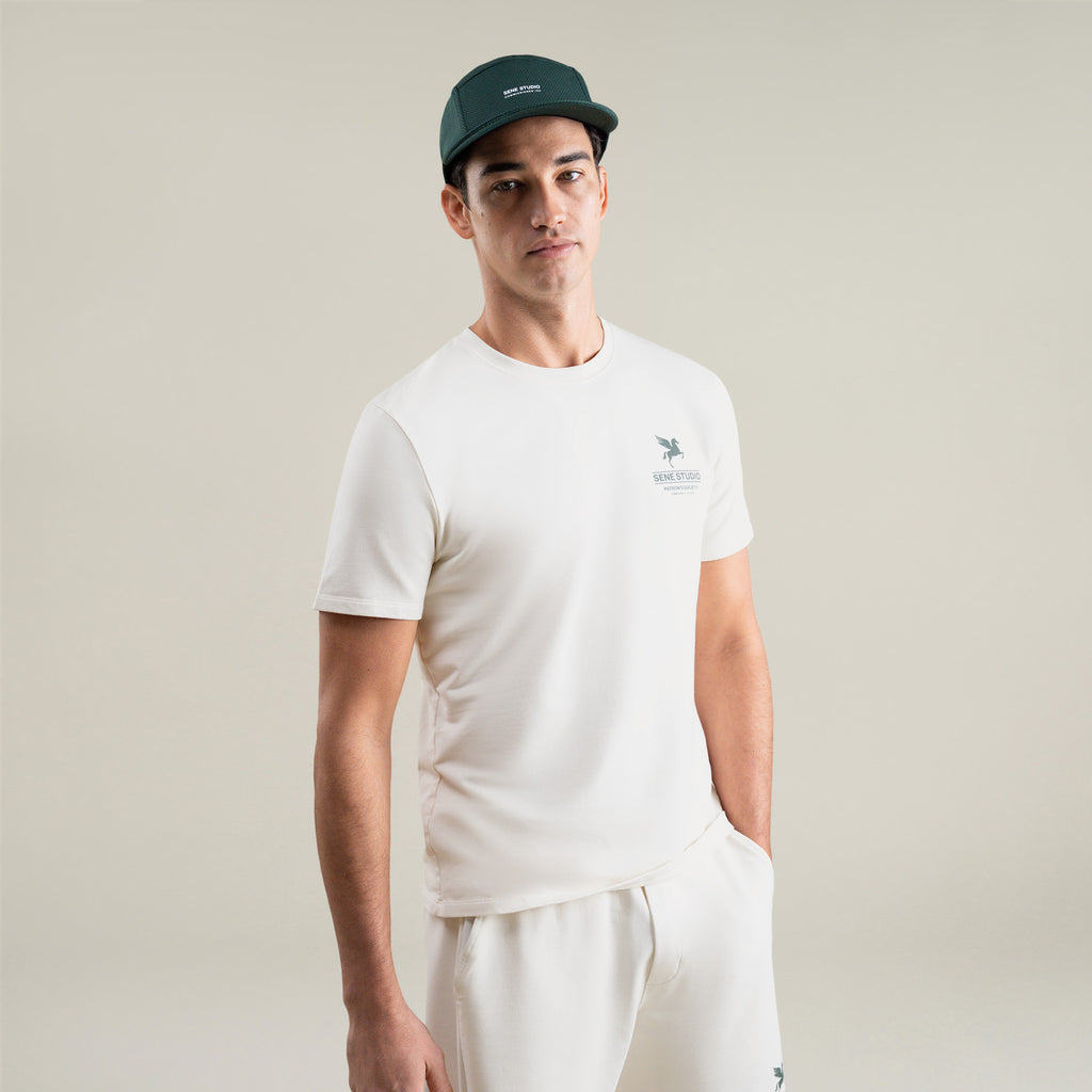 Tags:(Large | 6'1" - 165) Custom t-shirt tee model Jessey in Bone