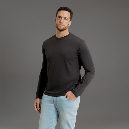 Custom longsleeve t-shirt on model Glen in Ash