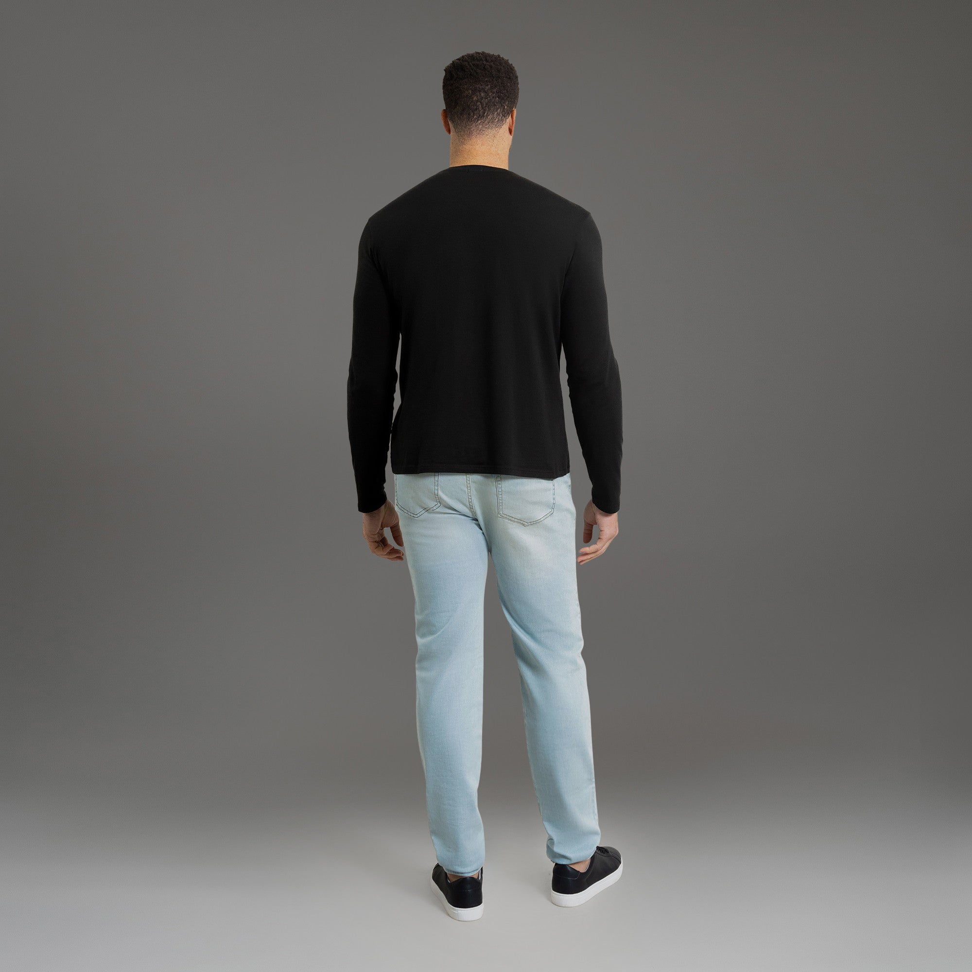 Custom longsleeve t-shirt on model Glen in Black