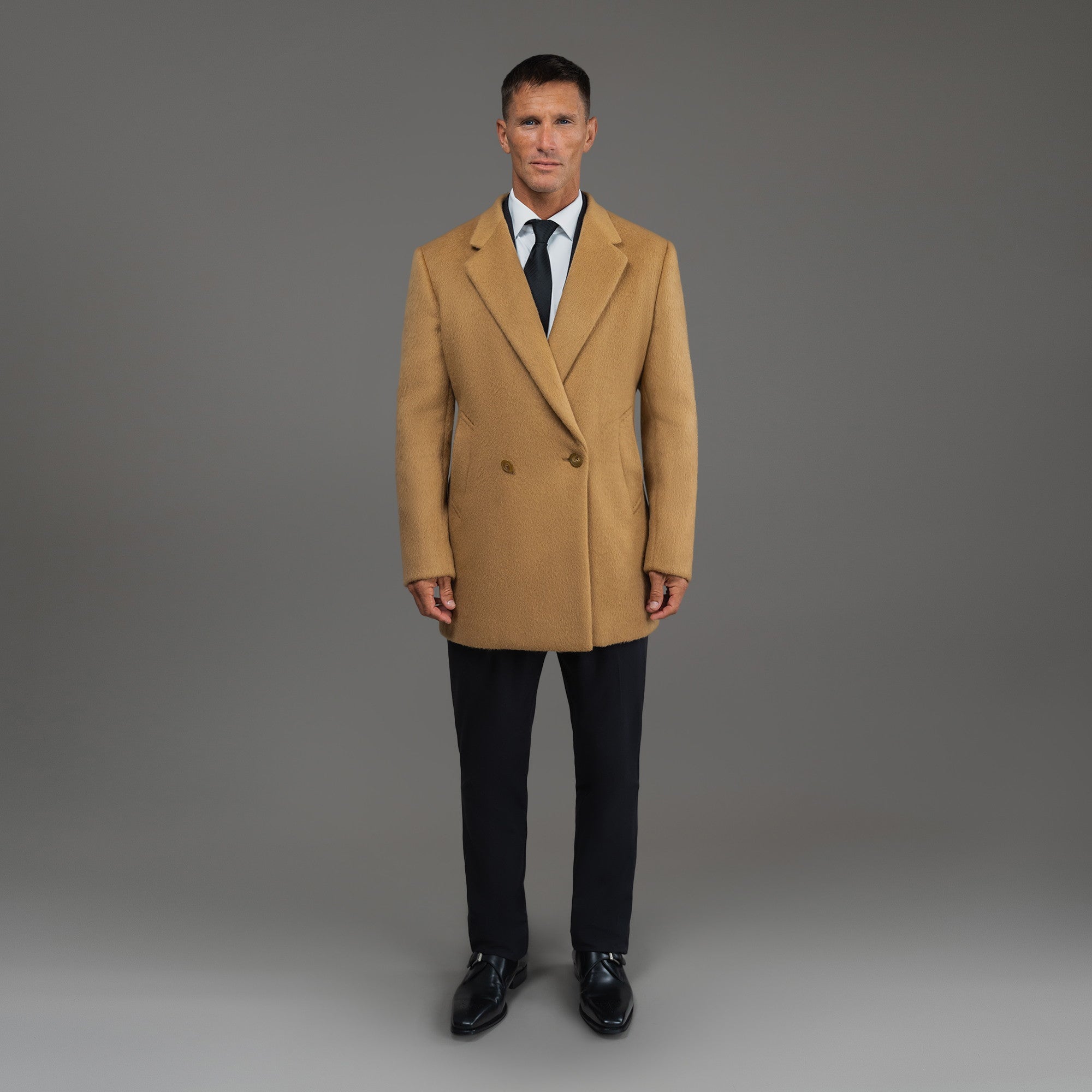 Tags:(6'0"|180 lbs) Bespoke custom linen men's suit los angeles model Tyler in  Camel