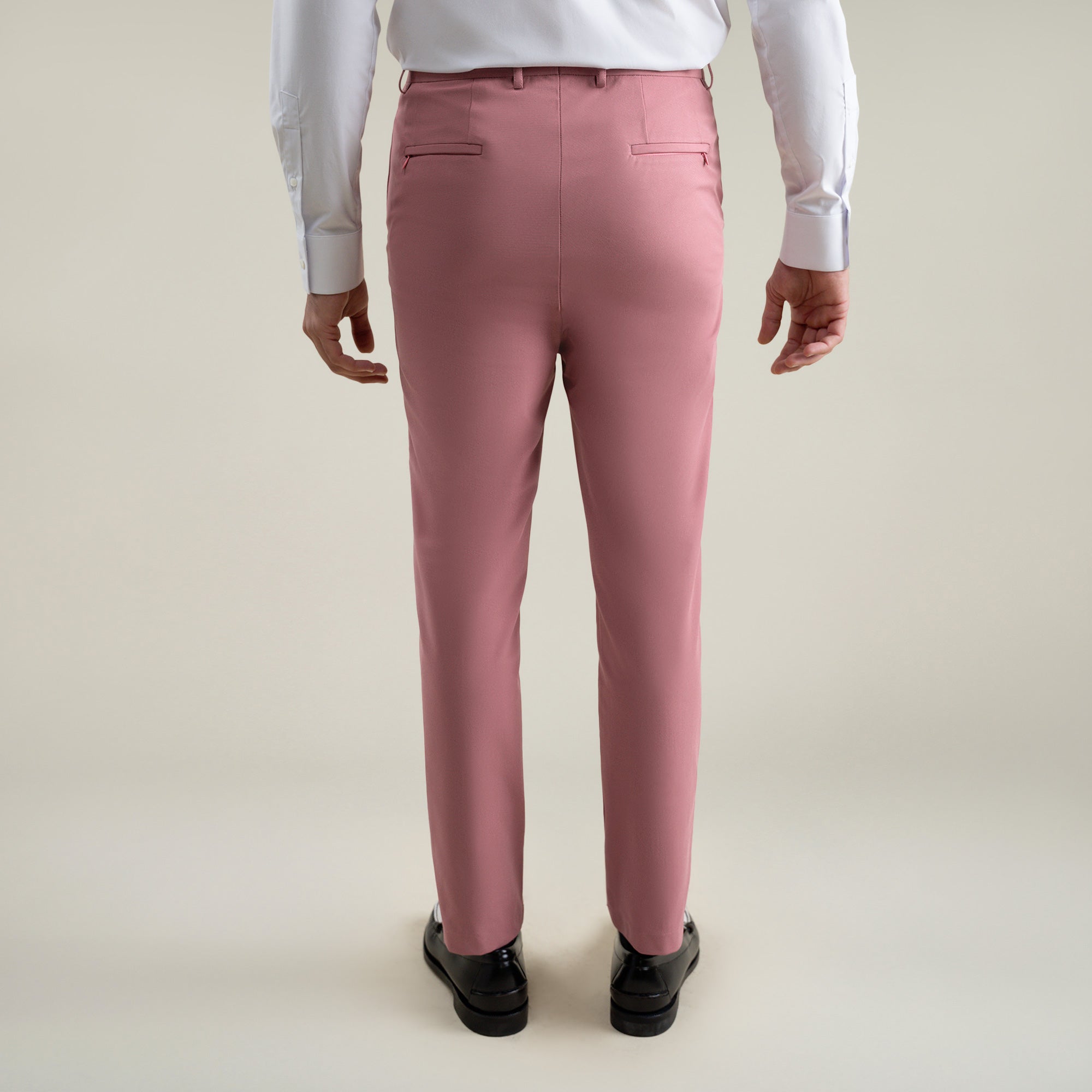 Tags:(6'1"|165) bespoke custom trousers pant chino performance technical model Jessey in Desert Rose