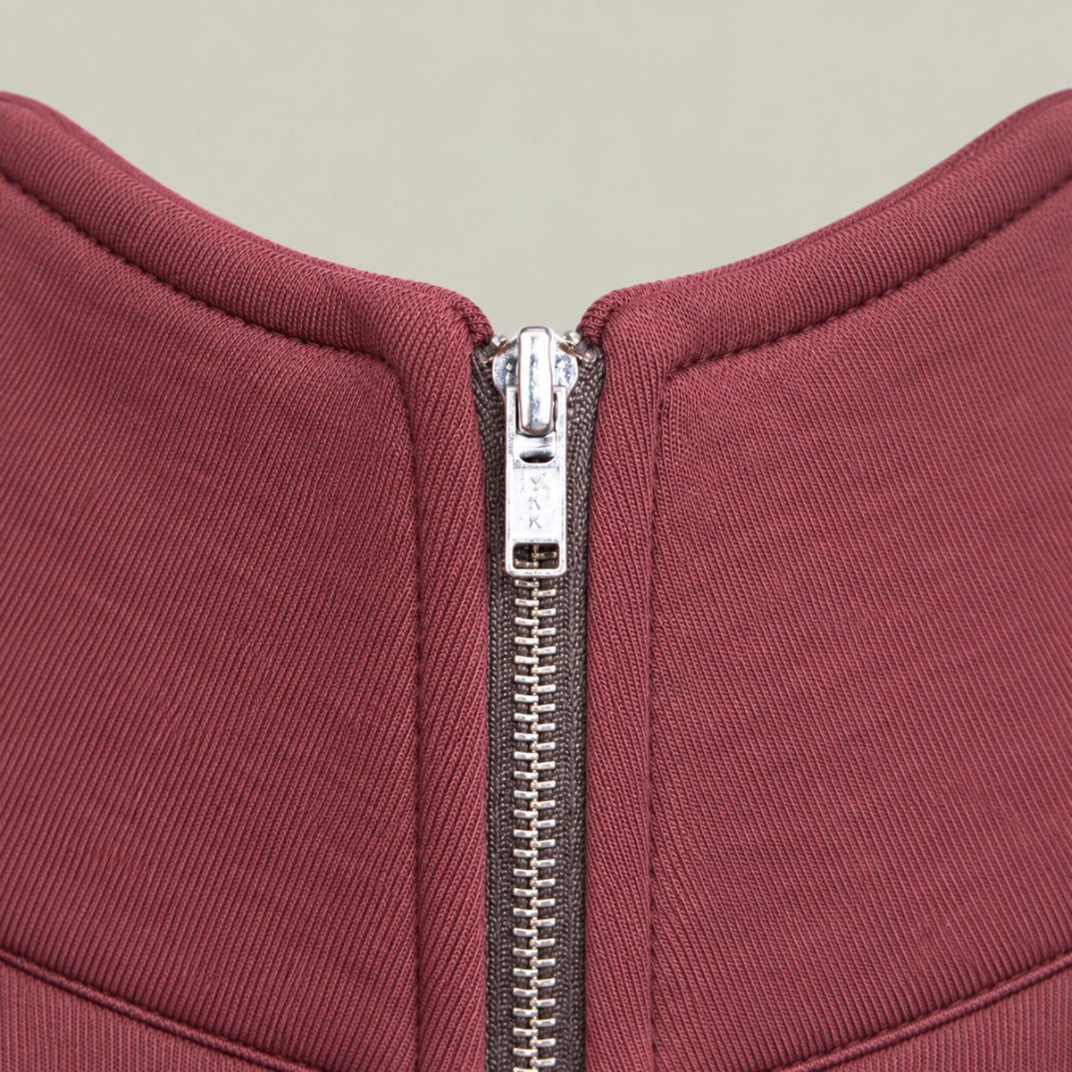 Evening Quarter-Zip model Guillermo in Burgundy