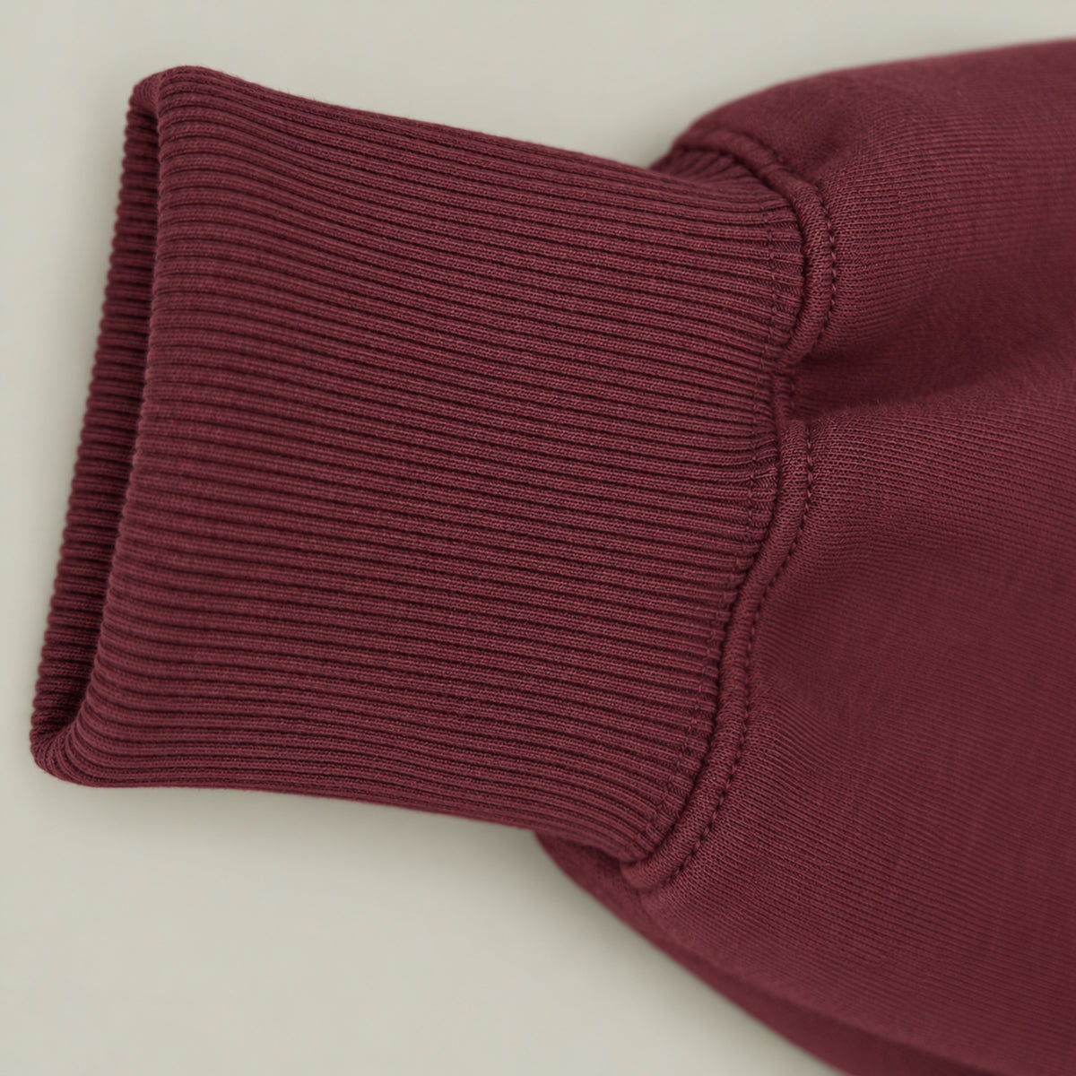 Evening Quarter-Zip model Guillermo in Burgundy