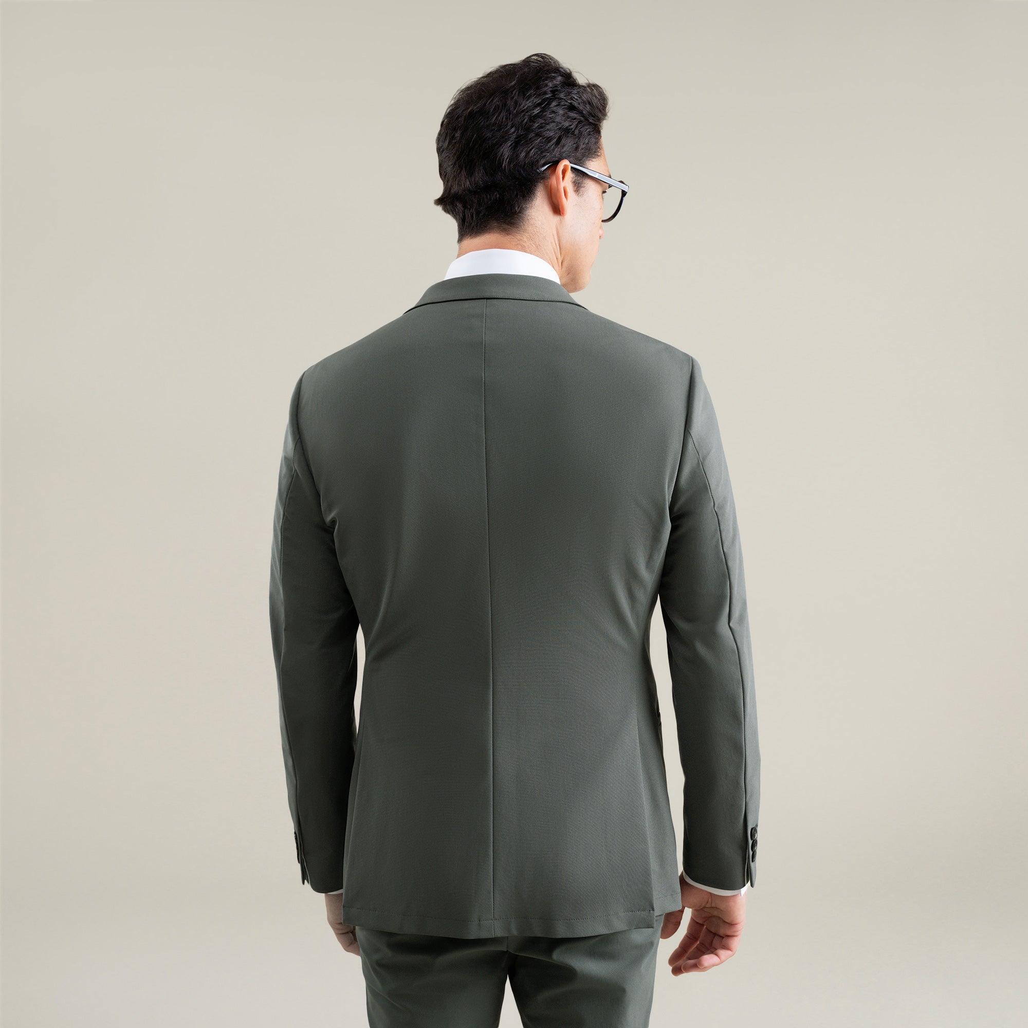 Tags:(6'1"|165) Bespoke custom athleisure technical athletic stretch suit los angeles model Jessey in Pebble