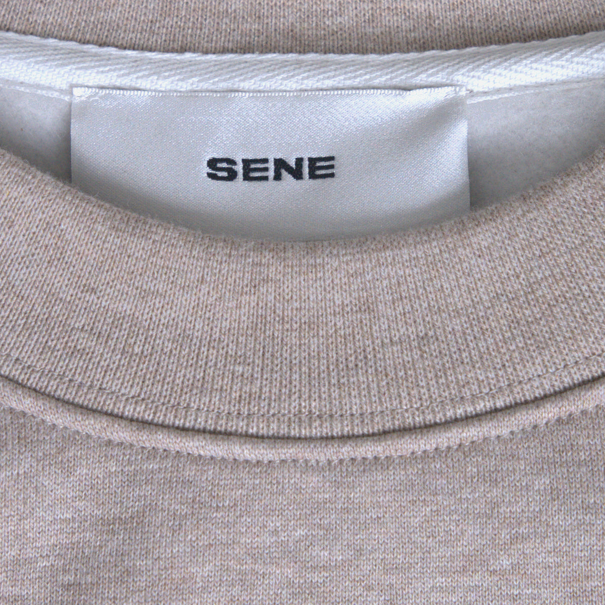 Evening Crewneck Sweater model Guillermo in Heather Stone