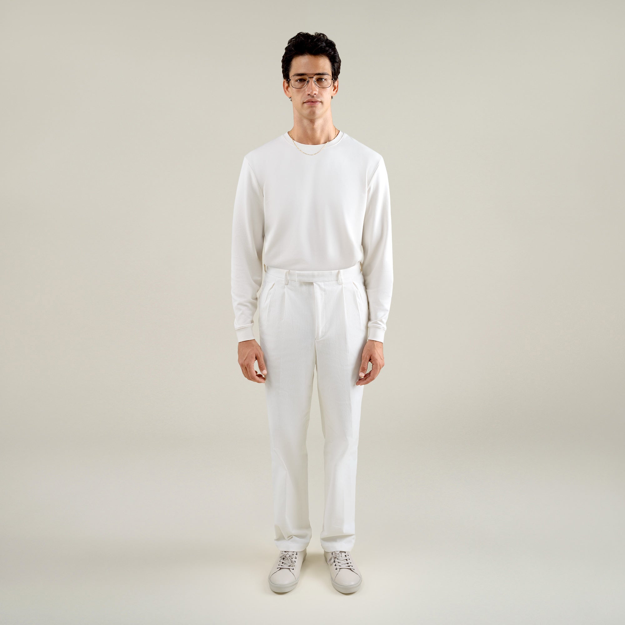 Tags:(Large | 6'1" - 165) Custom Peak Lapel Tuxedo model Jessey in White