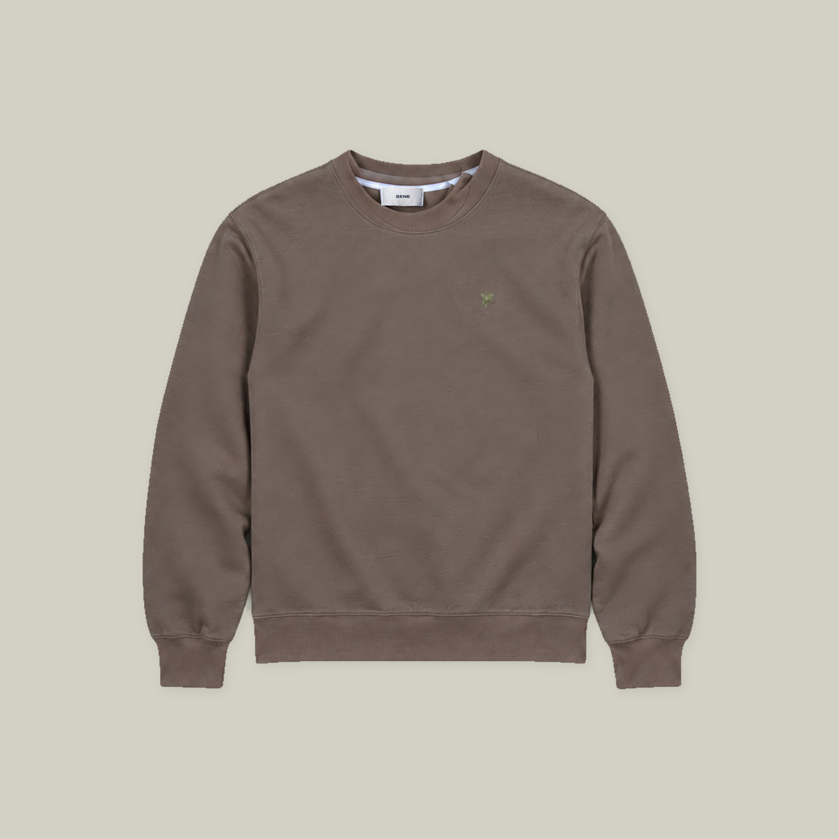 Evening Crewneck Sweater model Guillermo in Tobacco