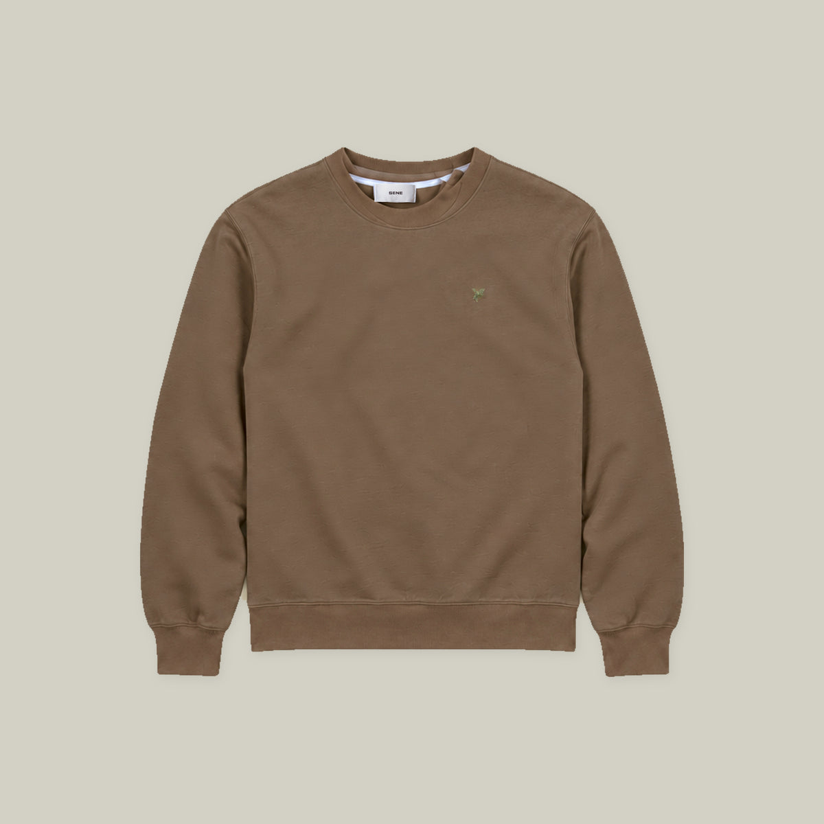 Evening Crewneck Sweater model Guillermo in Tobacco