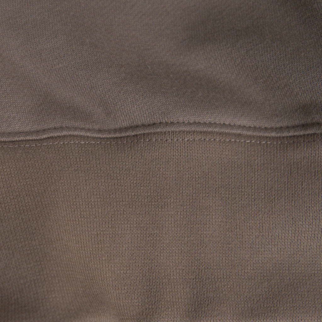 Evening Crewneck Sweater model Guillermo in Tobacco
