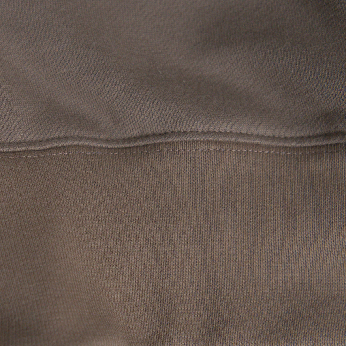 Evening Crewneck Sweater model Guillermo in Tobacco