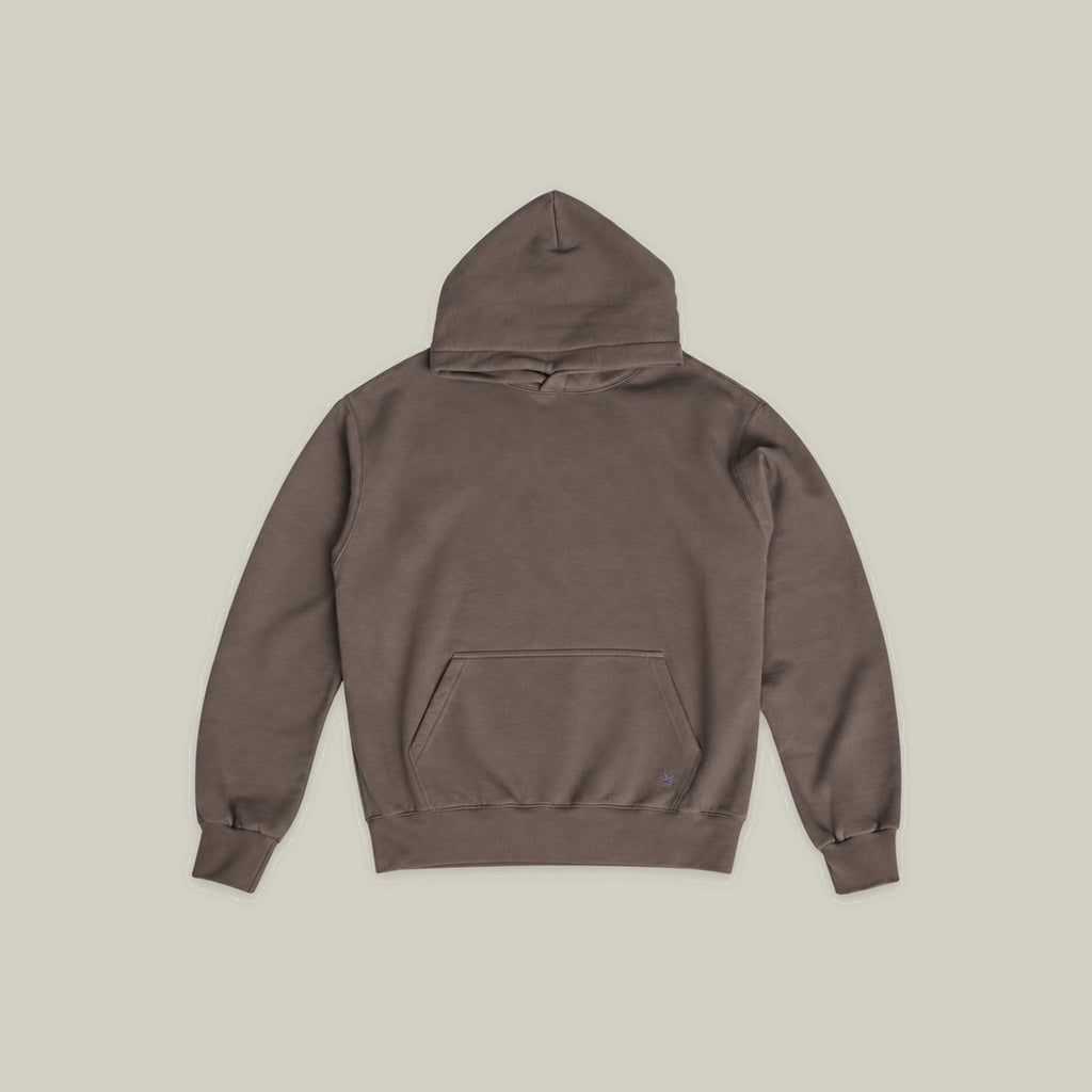 Heavyweight Terry Standard Hoodie model Guillermo in Tobacco