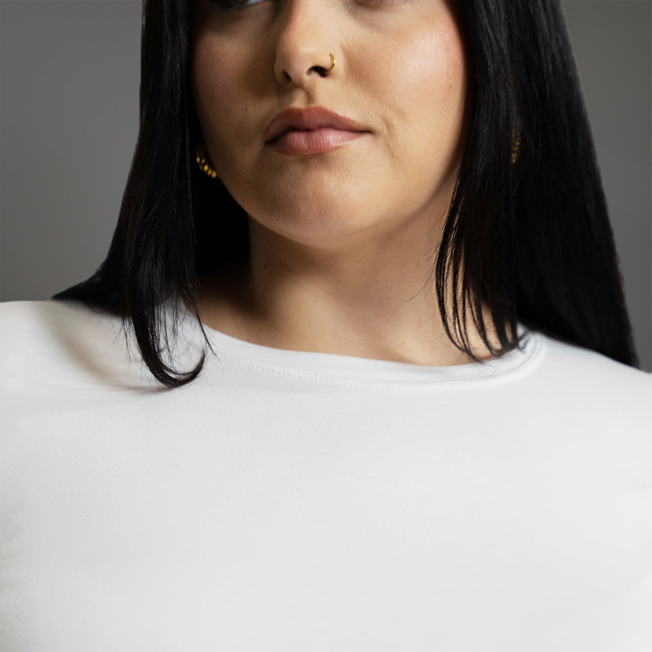 Custom longsleeve t-shirt on model Averi in White