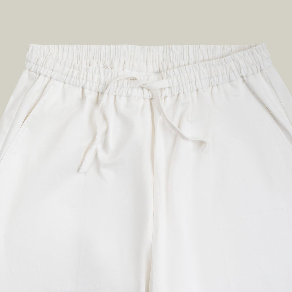 Stretch Cotton Drawstring Wide Leg Pant model Tyler in White