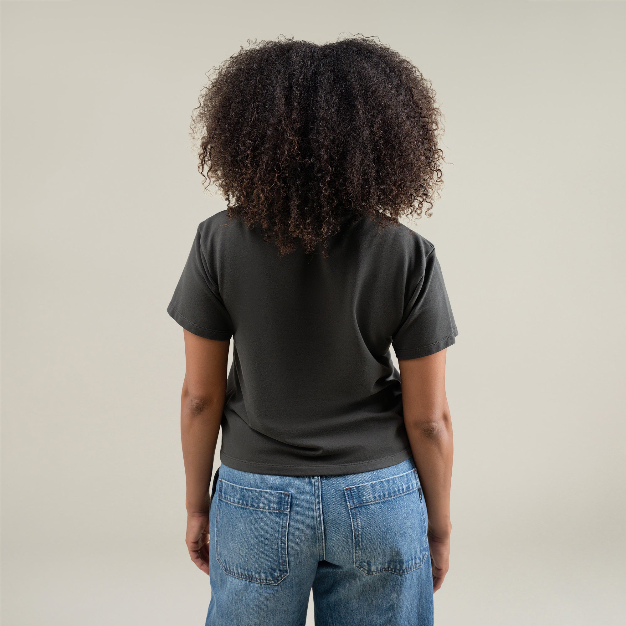 Tags:(Medium) Custom t-shirt tee model Melissa in Smoke