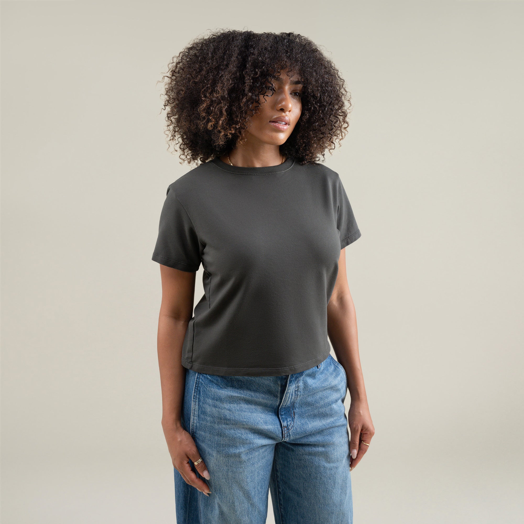 Tags:(Medium) Custom t-shirt tee model Melissa in Smoke