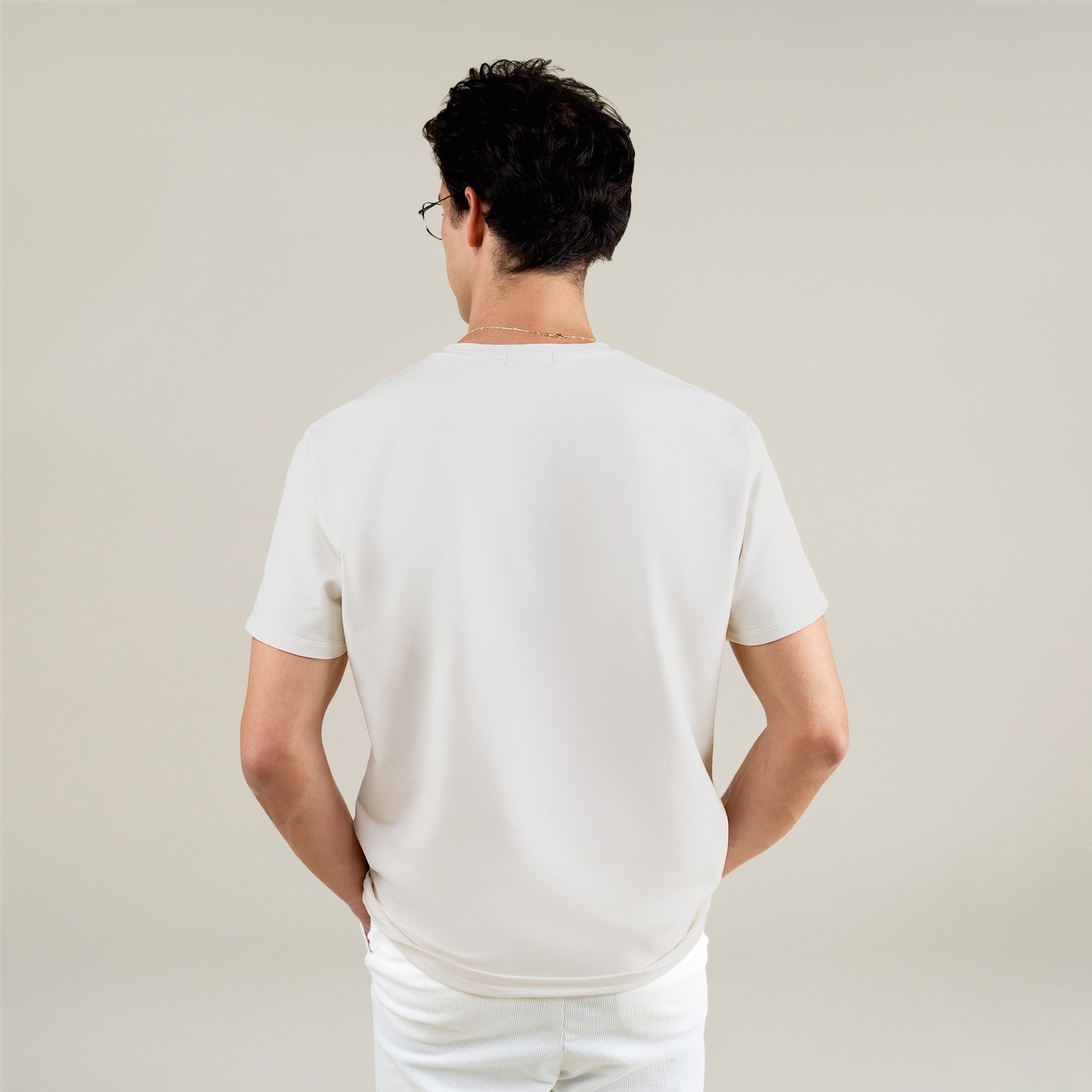 Tags:(6'1" - 165 lbs|Large)  Custom t-shirt tee model Jessey in Bone