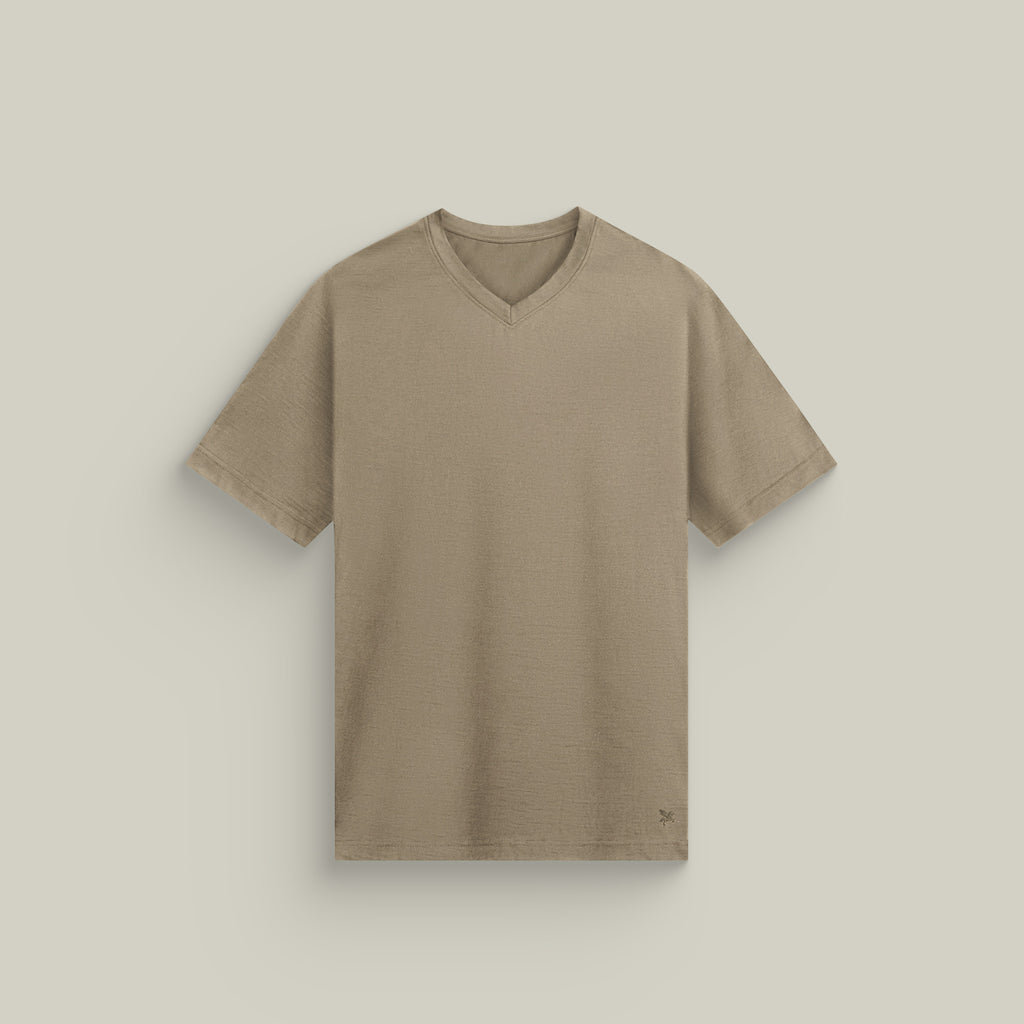Tags:(6’2" - 180 lbs|Large) Custom t-shirt tee model Matteo in Dune