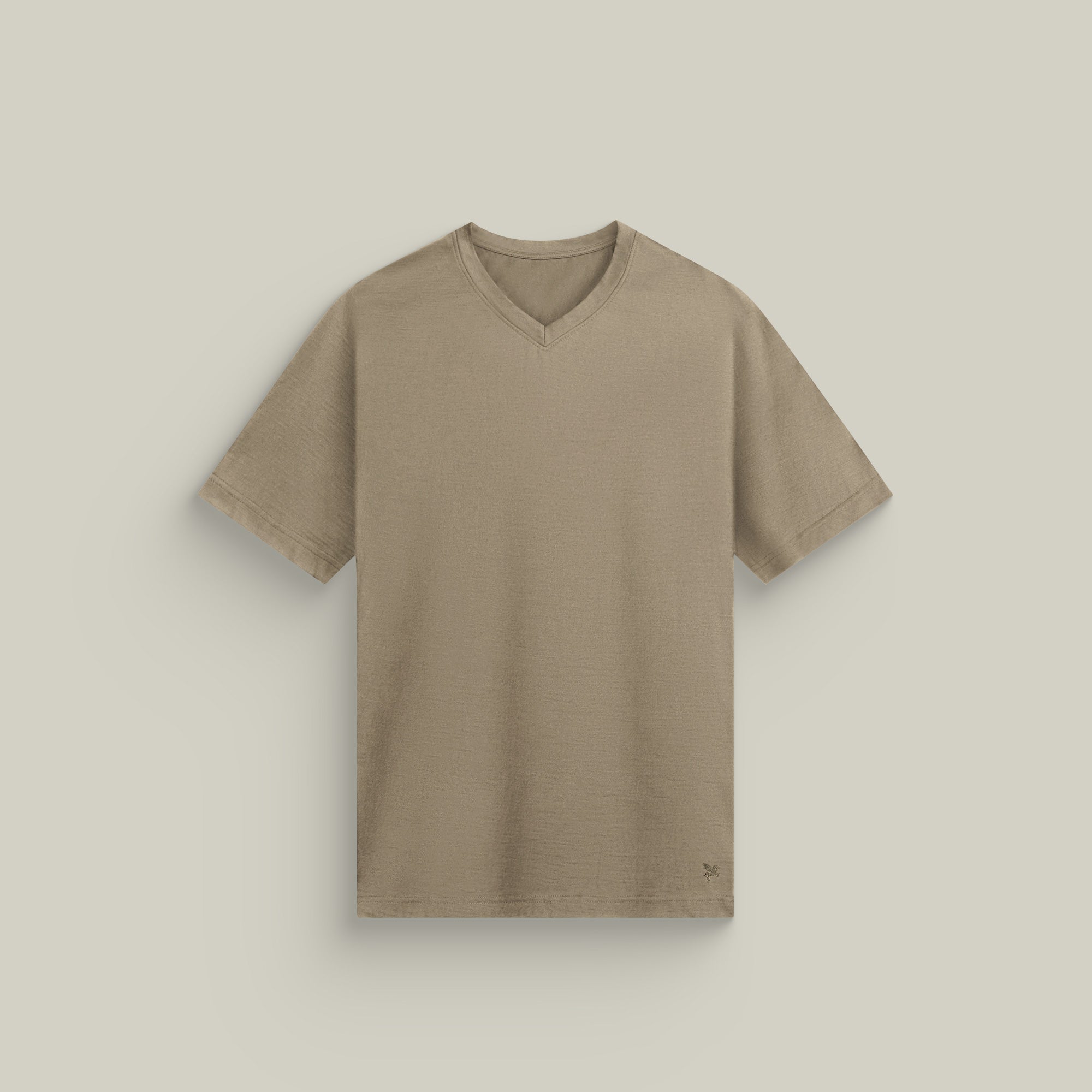 Tags:(6’2" - 180 lbs|Large) Custom t-shirt tee model Matteo in Dune