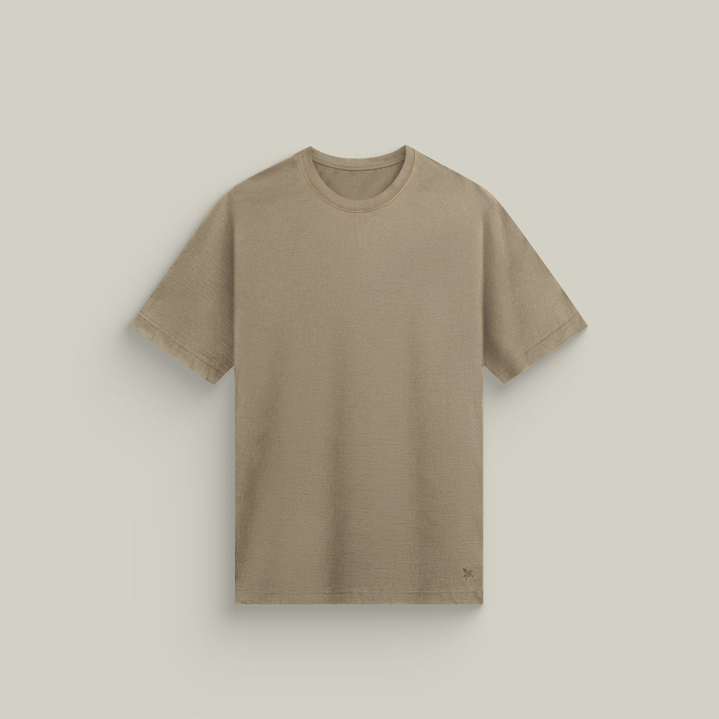 Tags:(6’2" - 180 lbs|Large) Custom t-shirt tee model Matteo in Dune