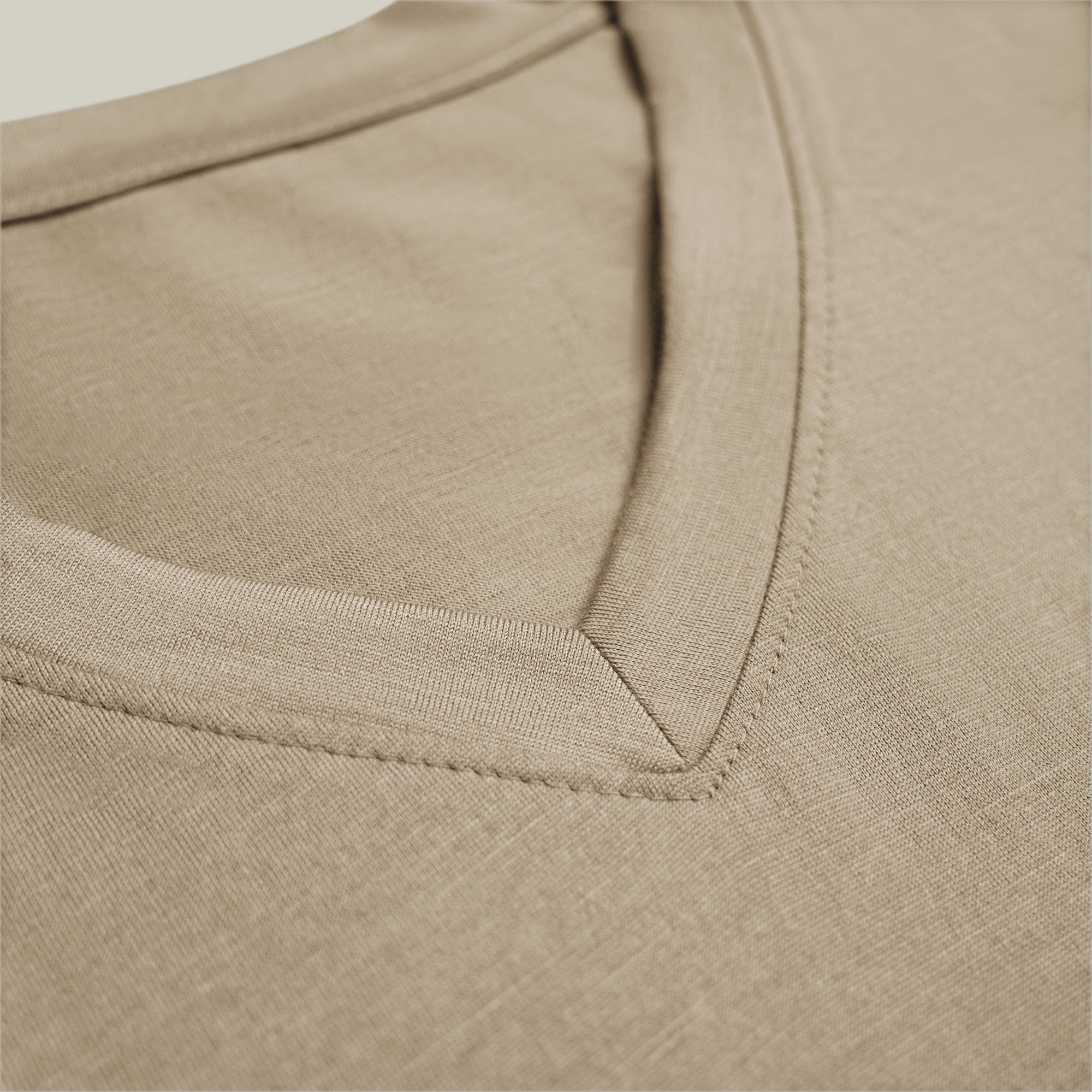 Tags:(6’2" - 180 lbs|Large) Custom t-shirt tee model Matteo in Dune