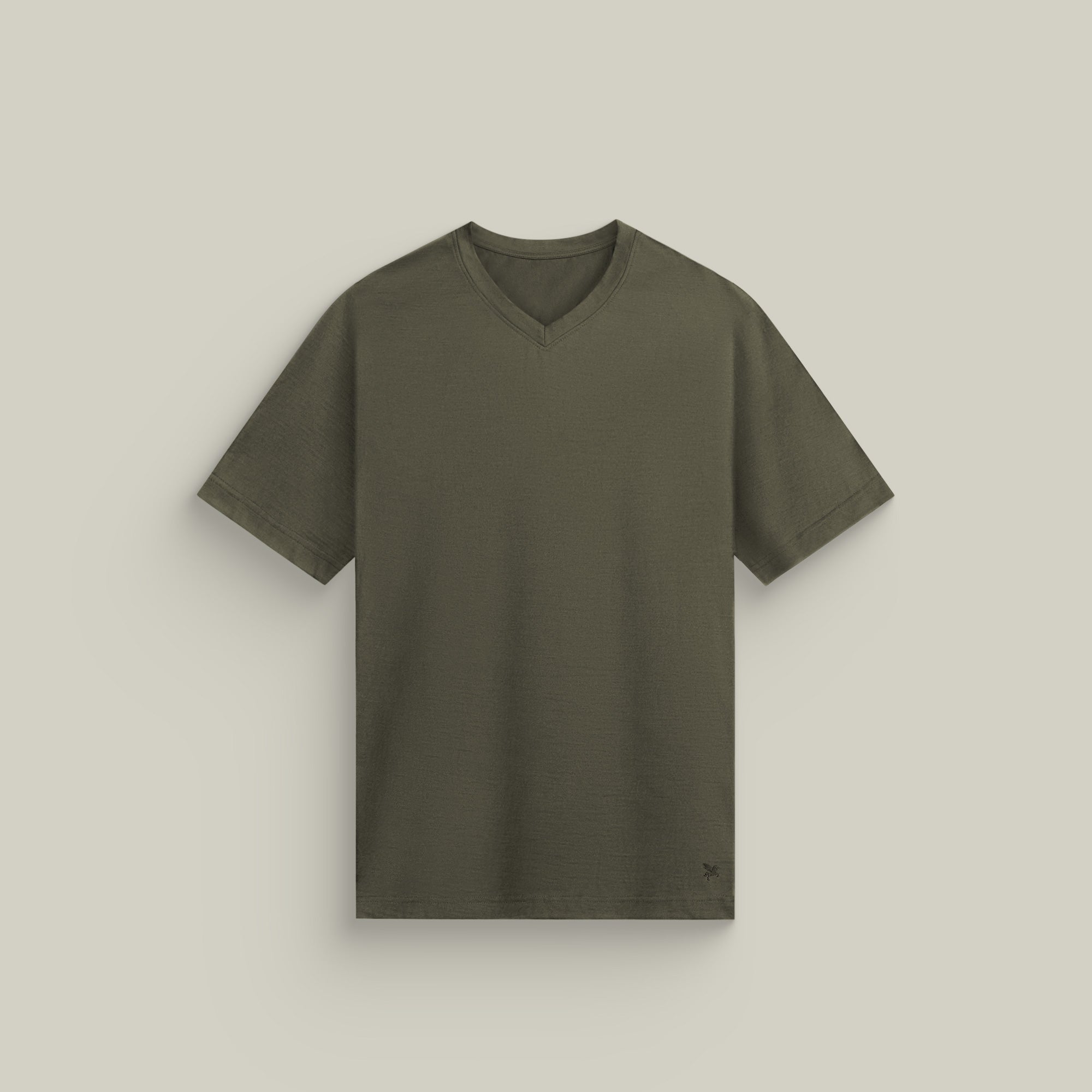 Tags:(6’2" - 180 lbs|Large) Custom t-shirt tee model Matteo in Flint