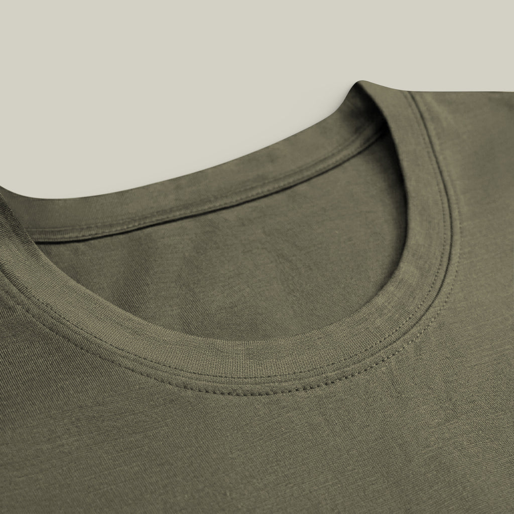 Tags:(6’2" - 180 lbs|Large) Custom t-shirt tee model Matteo in Flint