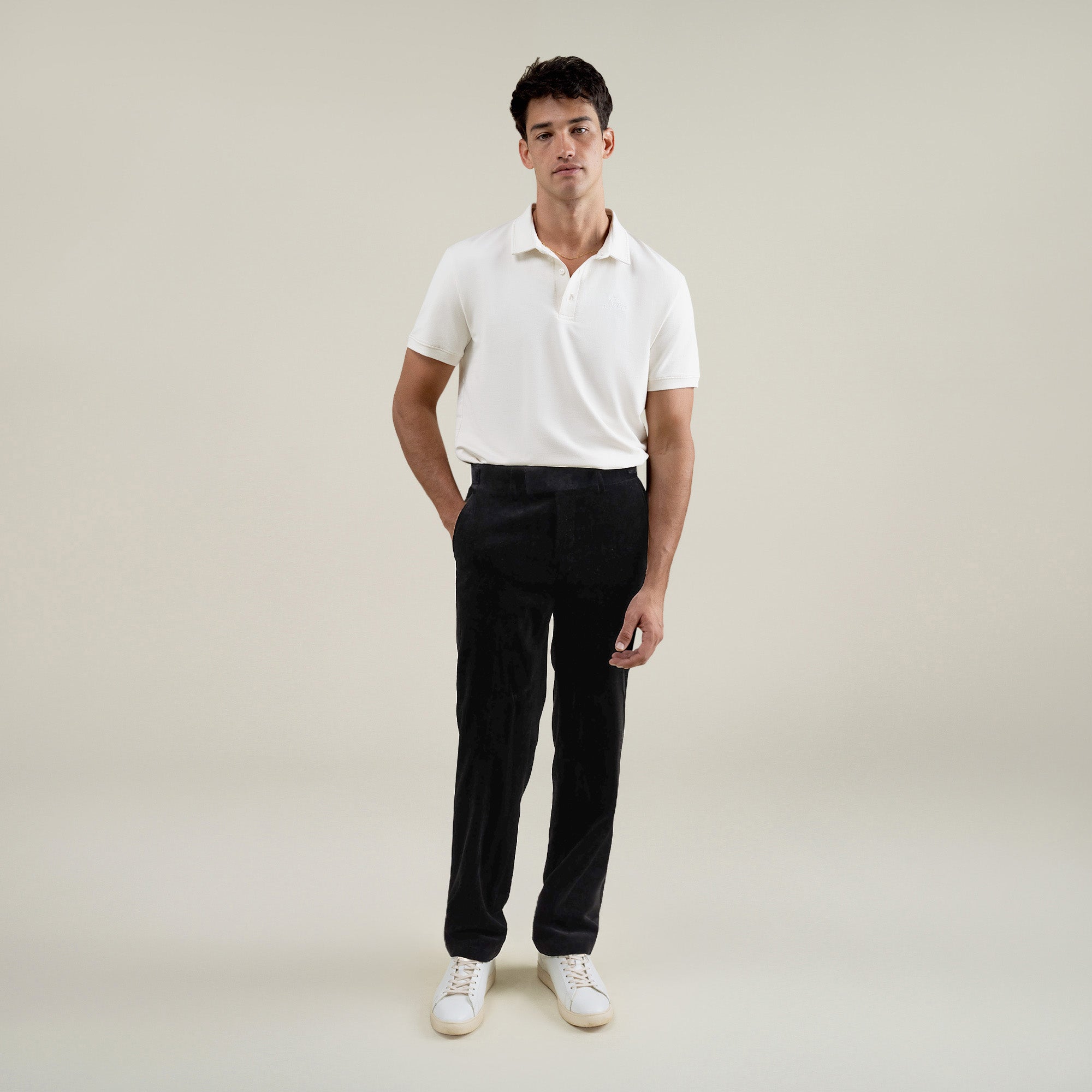 Tags:(Large | 6'1" - 165) Custom Peak Lapel Tuxedo model Jessey in Black