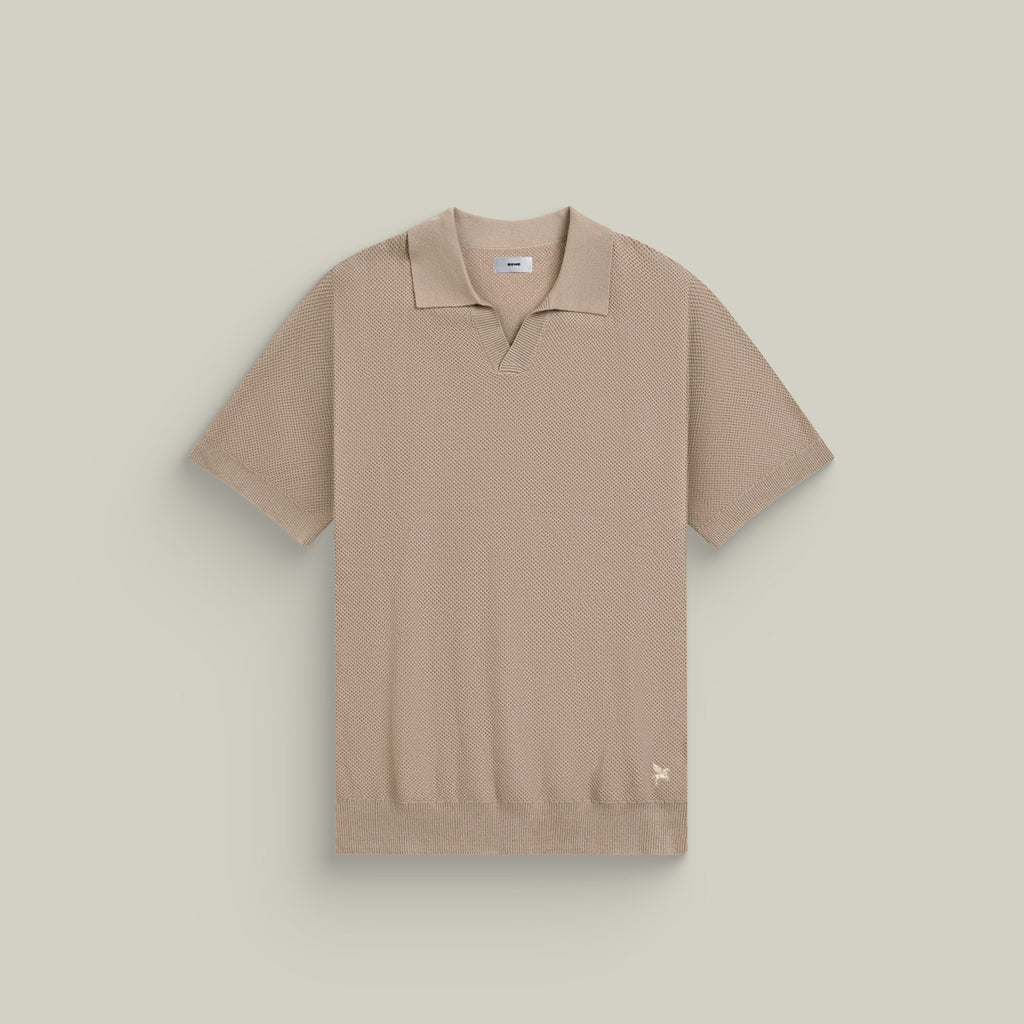 Buttonless Knit Polo model Tyler in Toffee