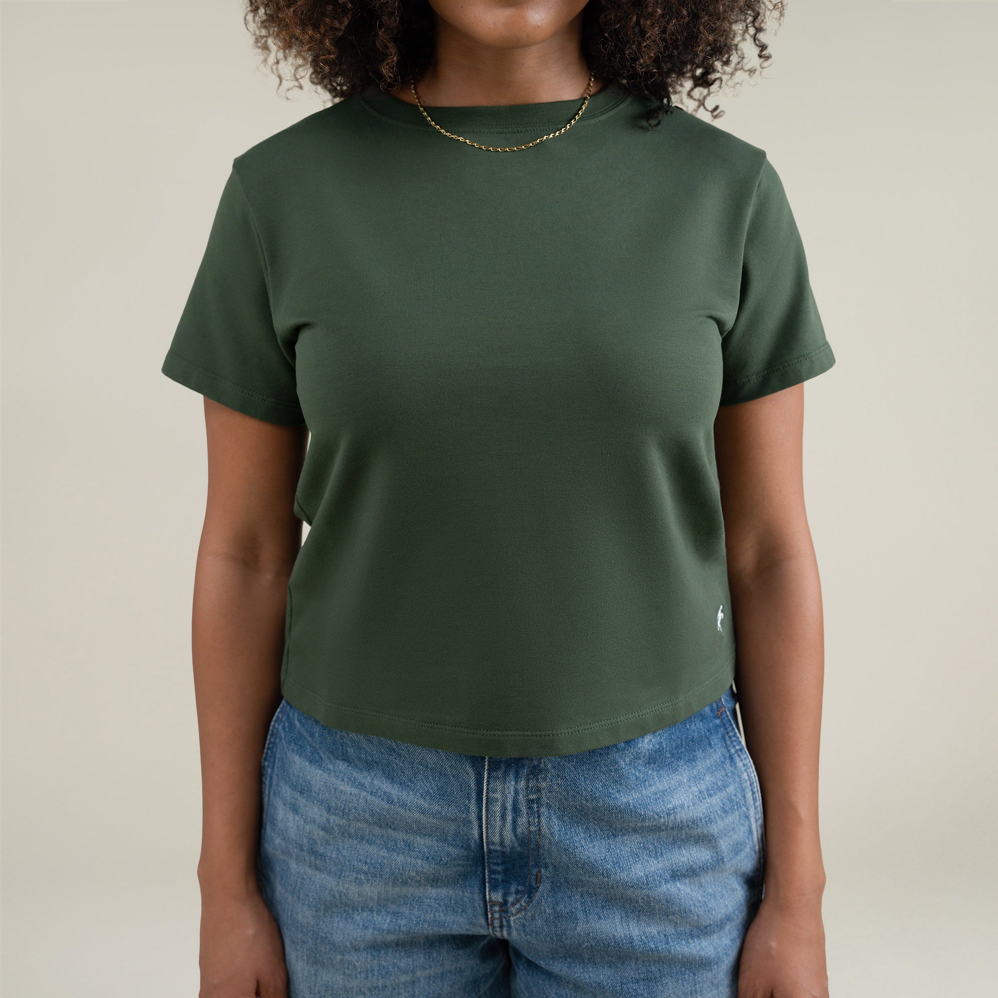 Tags:(Medium) Custom t-shirt tee model Melissa in Moss