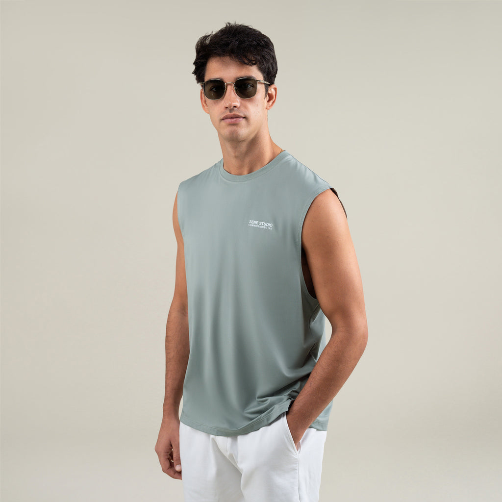 Tags:(Large | 6'1" - 165) Custom t-shirt tee model Jessey in Glacier