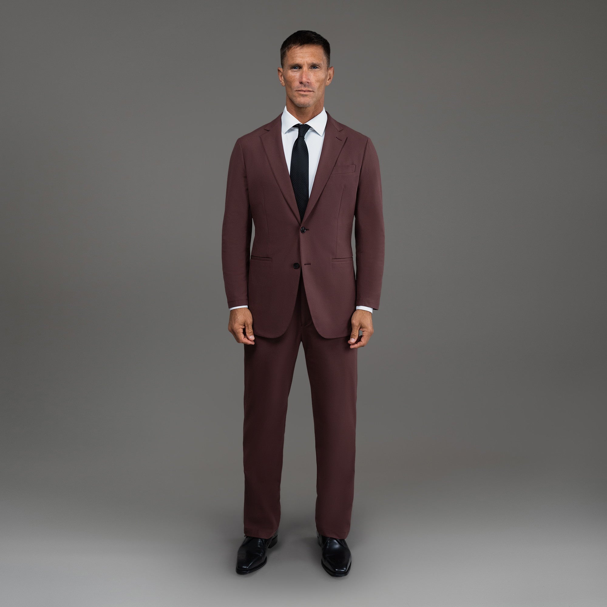 Tags:(6'0"|180 lbs) Bespoke custom athleisure technical men's suit los angeles model Tyler in Maroon