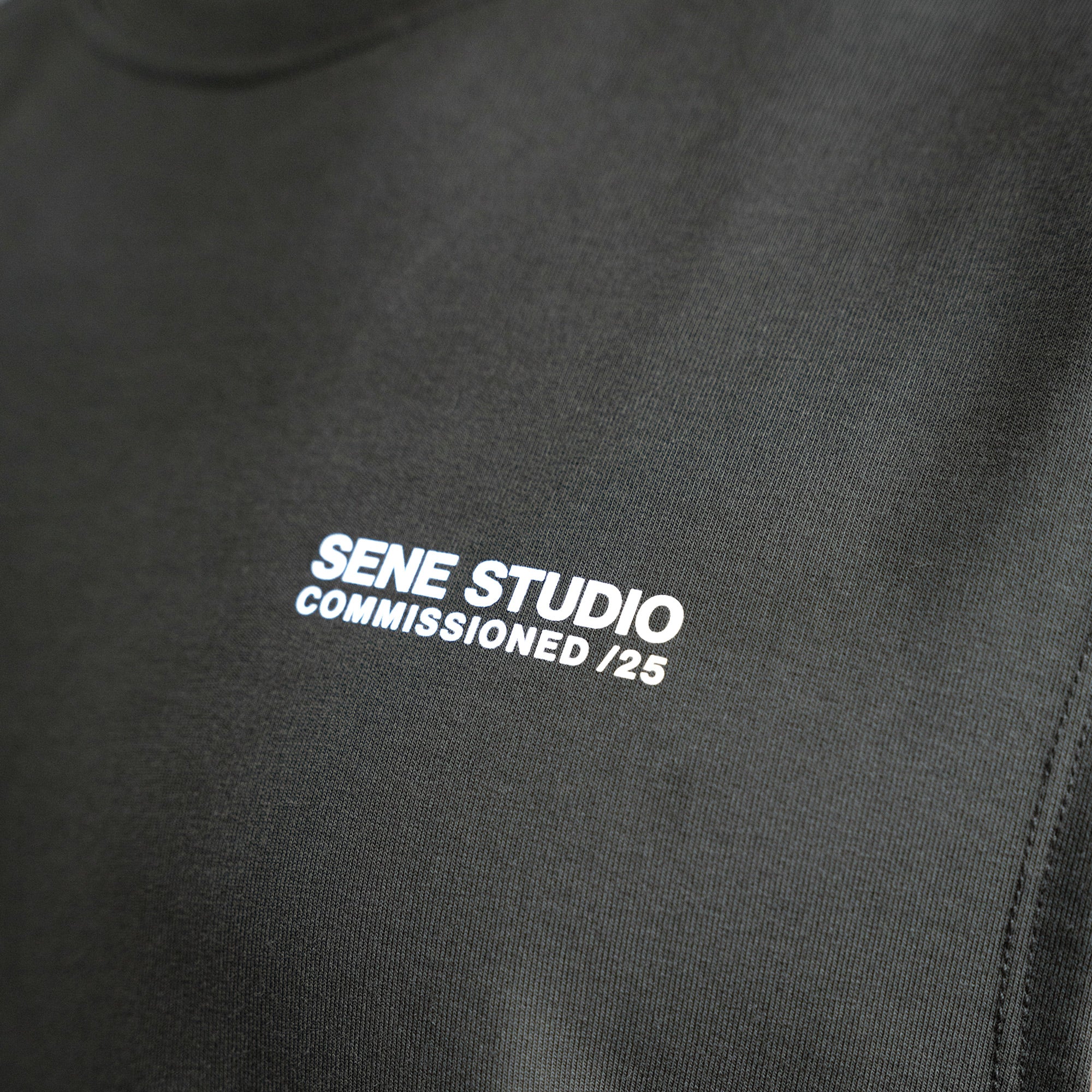 Tags:(6'0" - 180 lbs|Large) custom t-shirt tee model Tyler in Smoke