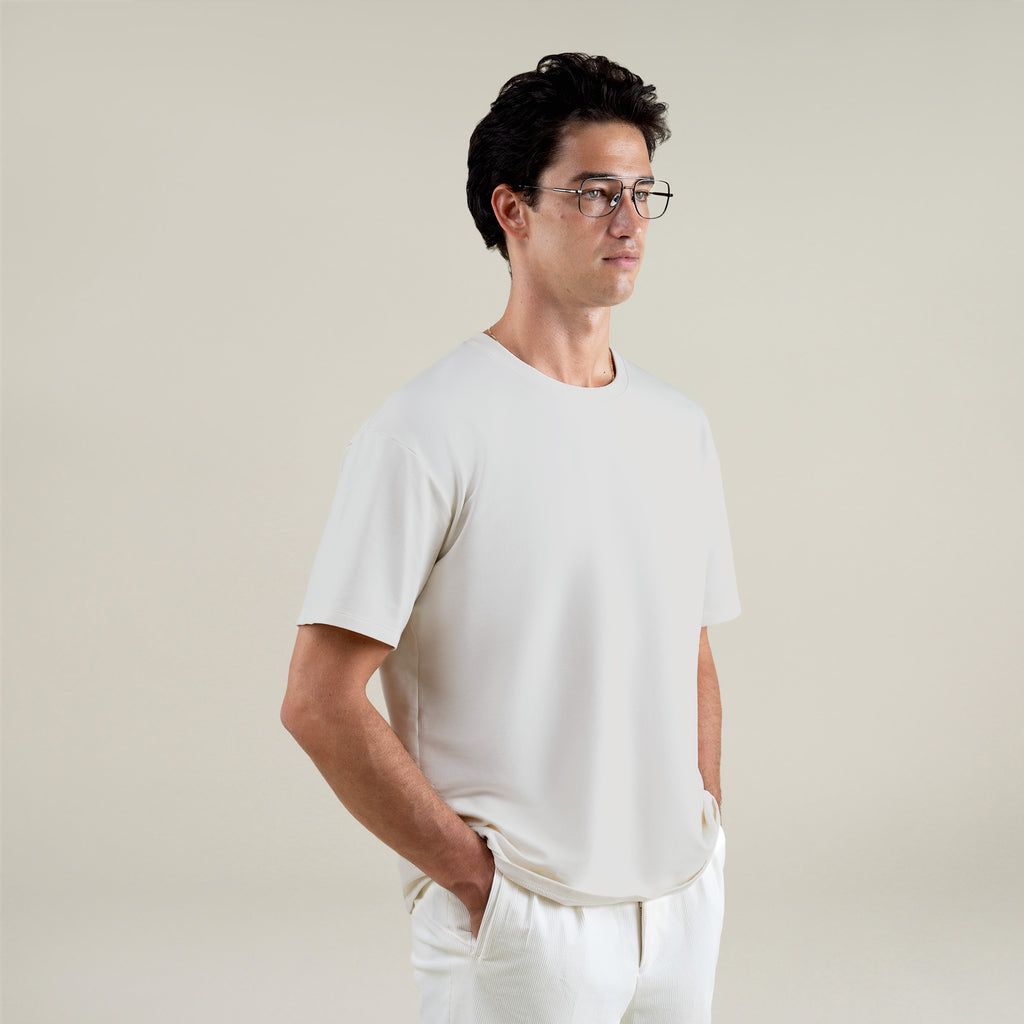 Tags:(Large | 6'1" - 165) Custom t-shirt tee model Jessey in Bone