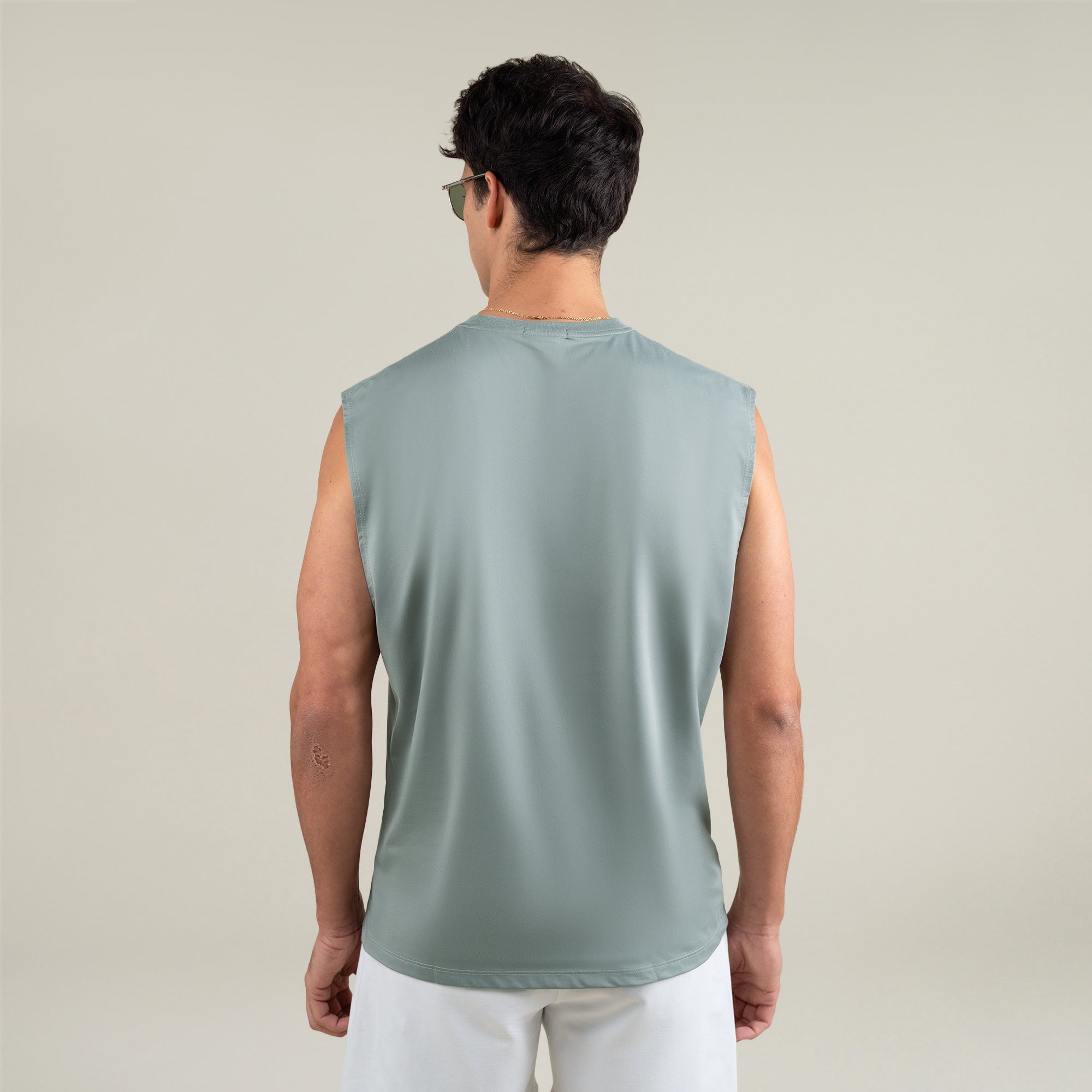 Tags:(Large | 6'1" - 165) Custom t-shirt tee model Jessey in Glacier