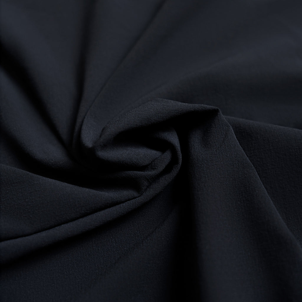 Tags:(Large | 6’2 - 180) Ultralight Nylon Flex Shorts model Kive in Black