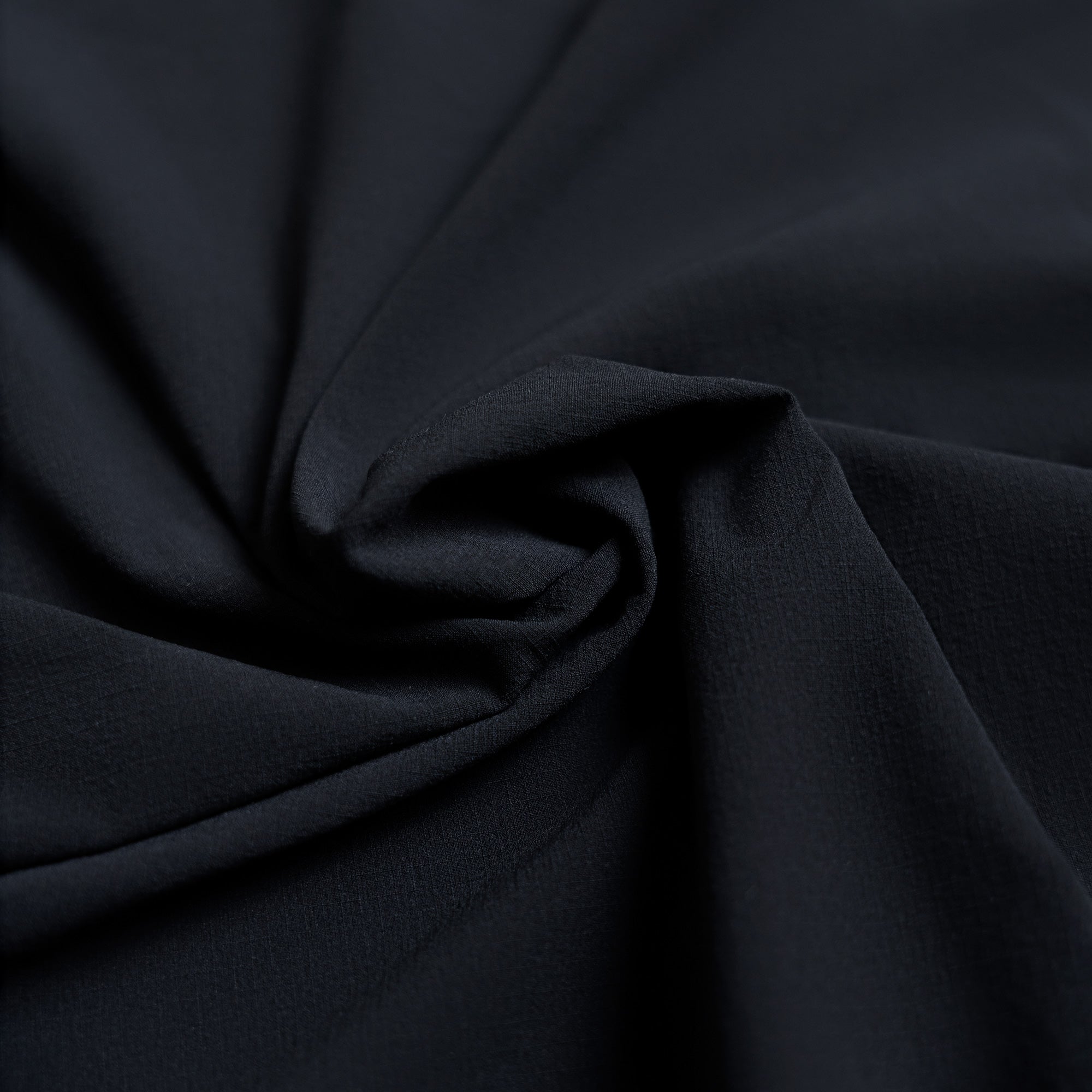 Tags:(Large | 6’2 - 180) Ultralight Nylon Flex Shorts model Kive in Black