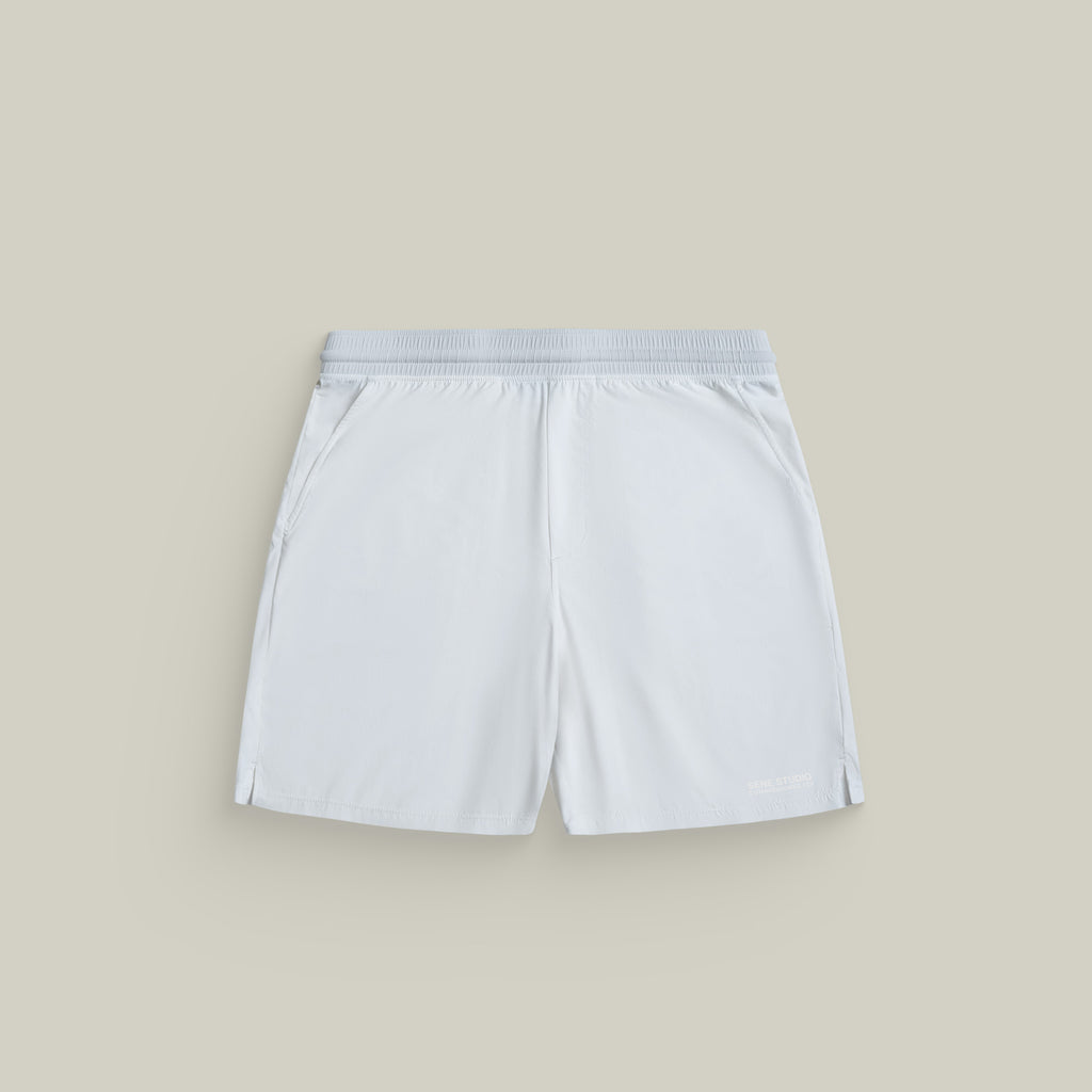 Tags:(Large | 6’2 - 180) Ultralight Nylon Flex Shorts model Kive in White