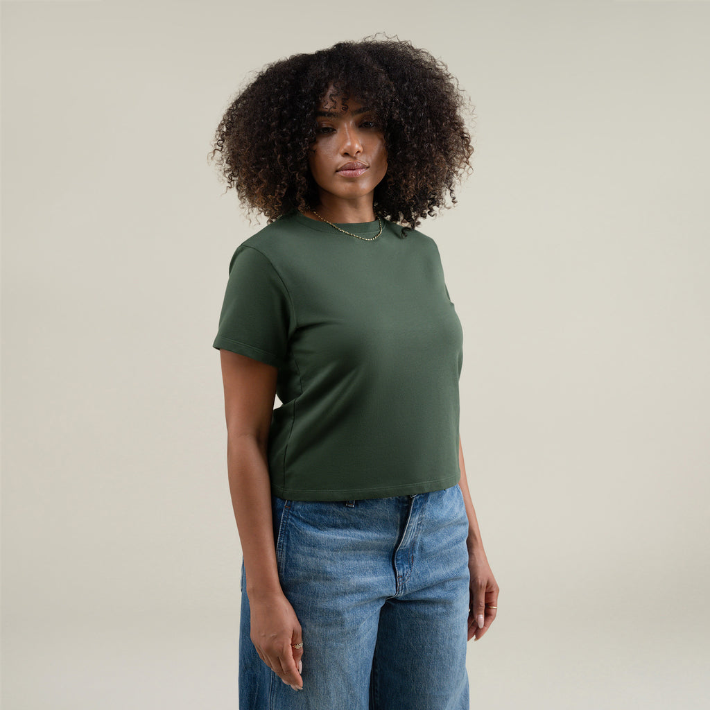 Tags:(Medium) Custom t-shirt tee model Melissa in Moss