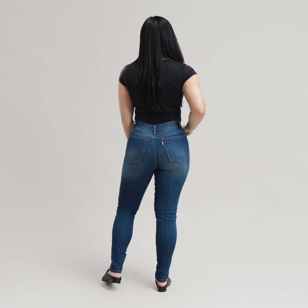 Pear Custom Jeans Women's Denim For Women High-Waisted Plus Size Inclusive model Gem in Sur Blue