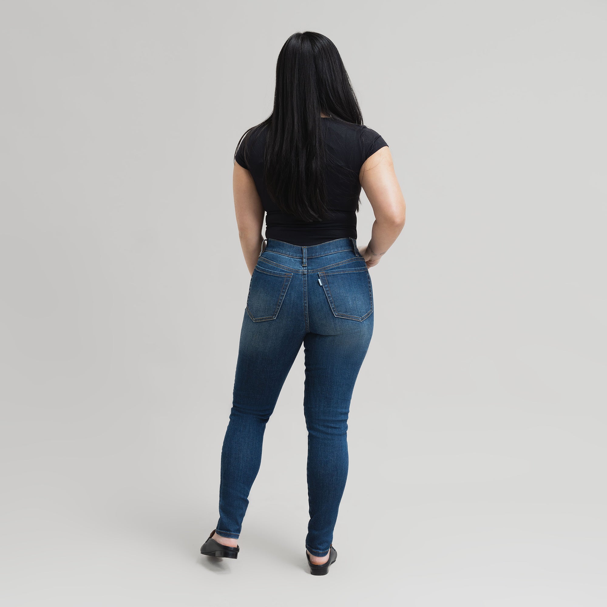 Pear Custom Jeans Women's Denim For Women High-Waisted Plus Size Inclusive model Gem in Sur Blue