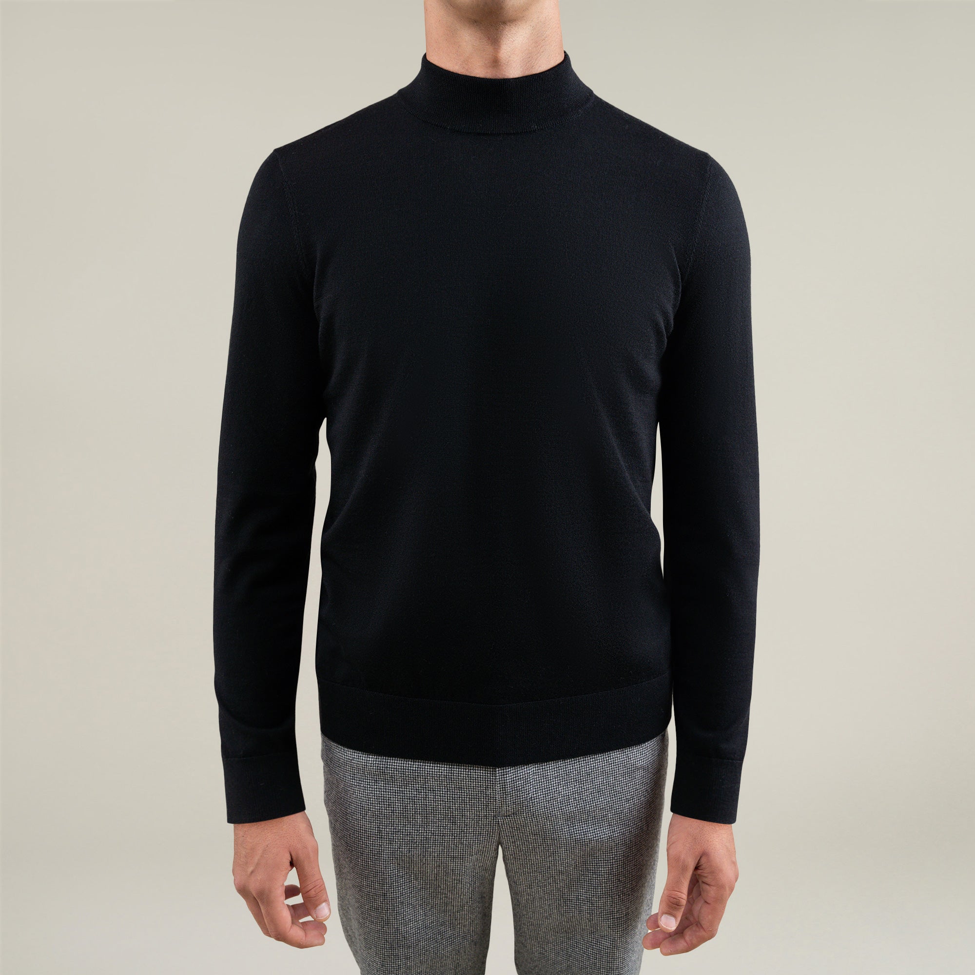 Tags:(Large | 6'1" - 165) Custom t-shirt tee model Jessey in Onyx