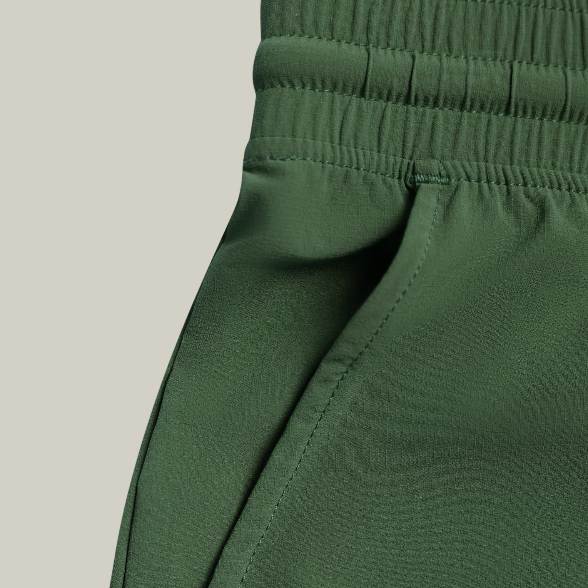 Tags:(Large | 6’2 - 180) Ultralight Nylon Flex Shorts model Kive in Highland